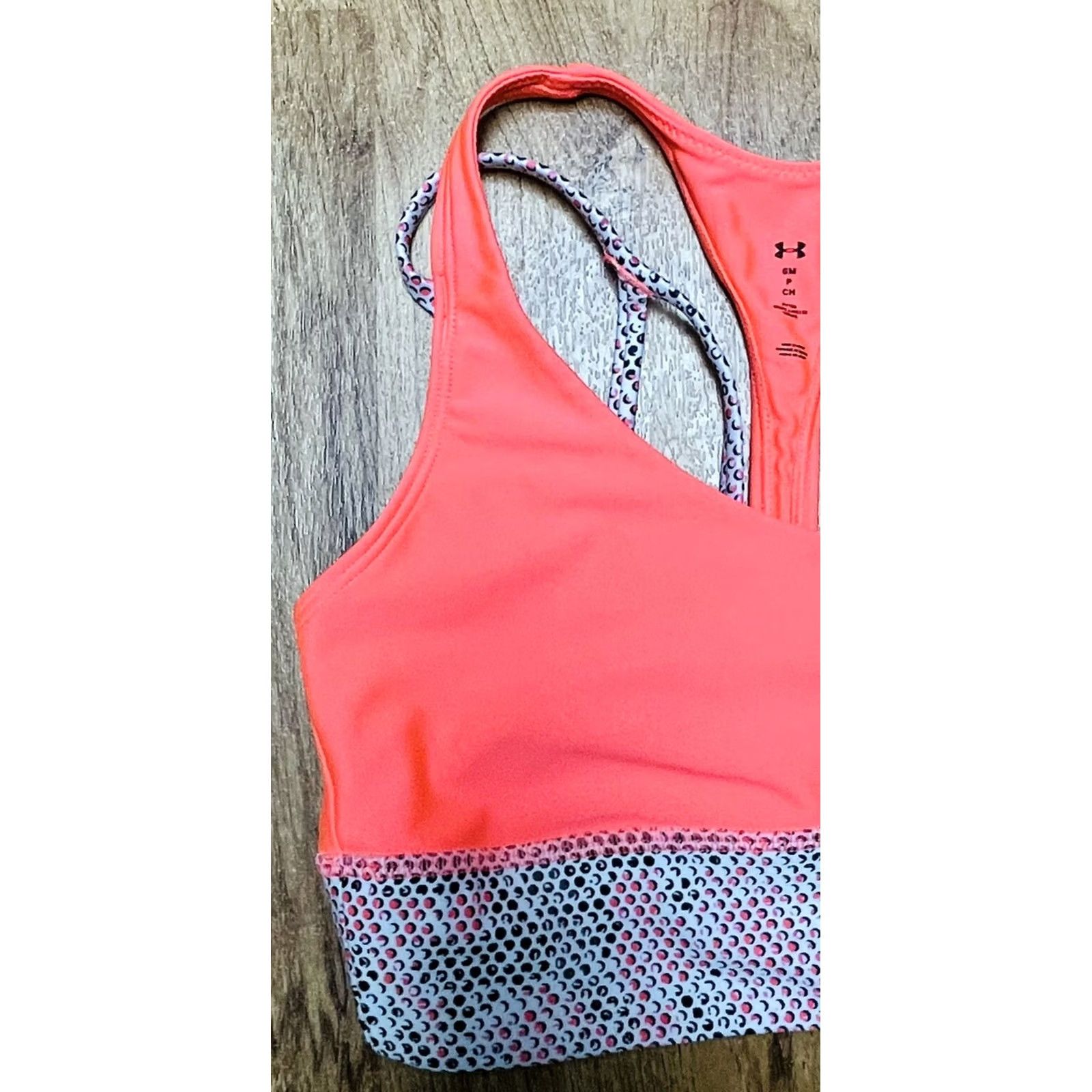 Under Armour VINTAGE Under Armour Sports Bra Shirt Women’s? Size ONE SIZE - 3 Thumbnail