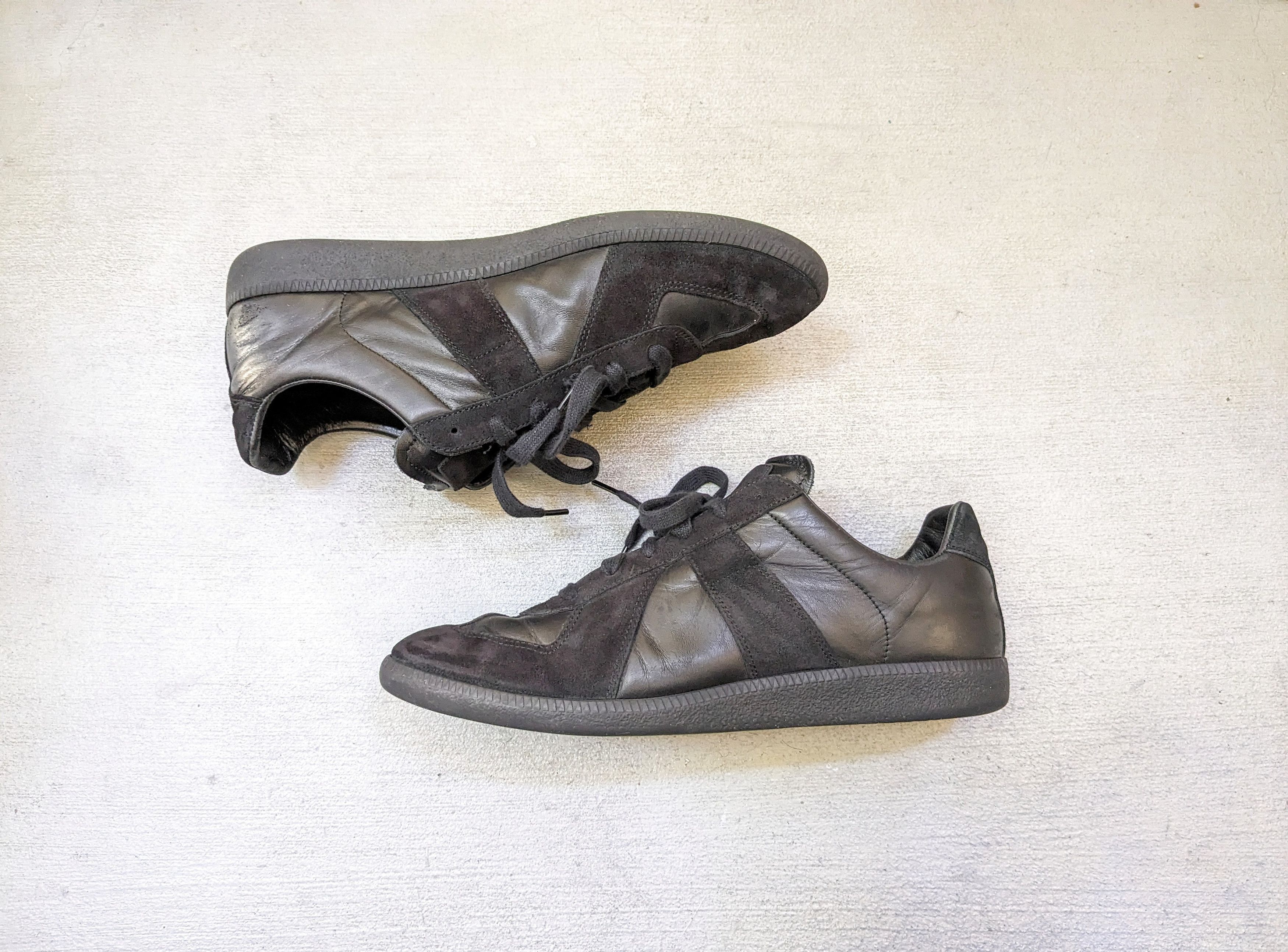 Pre-owned Maison Margiela Gat Replica 11 44 Black Leather Low Tops Shoes