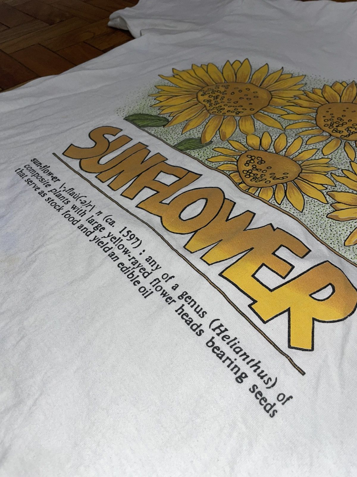 Vintage Vintage sunflower definition graphic tee Size US XL / EU 56 / 4 - 2 Thumbnail
