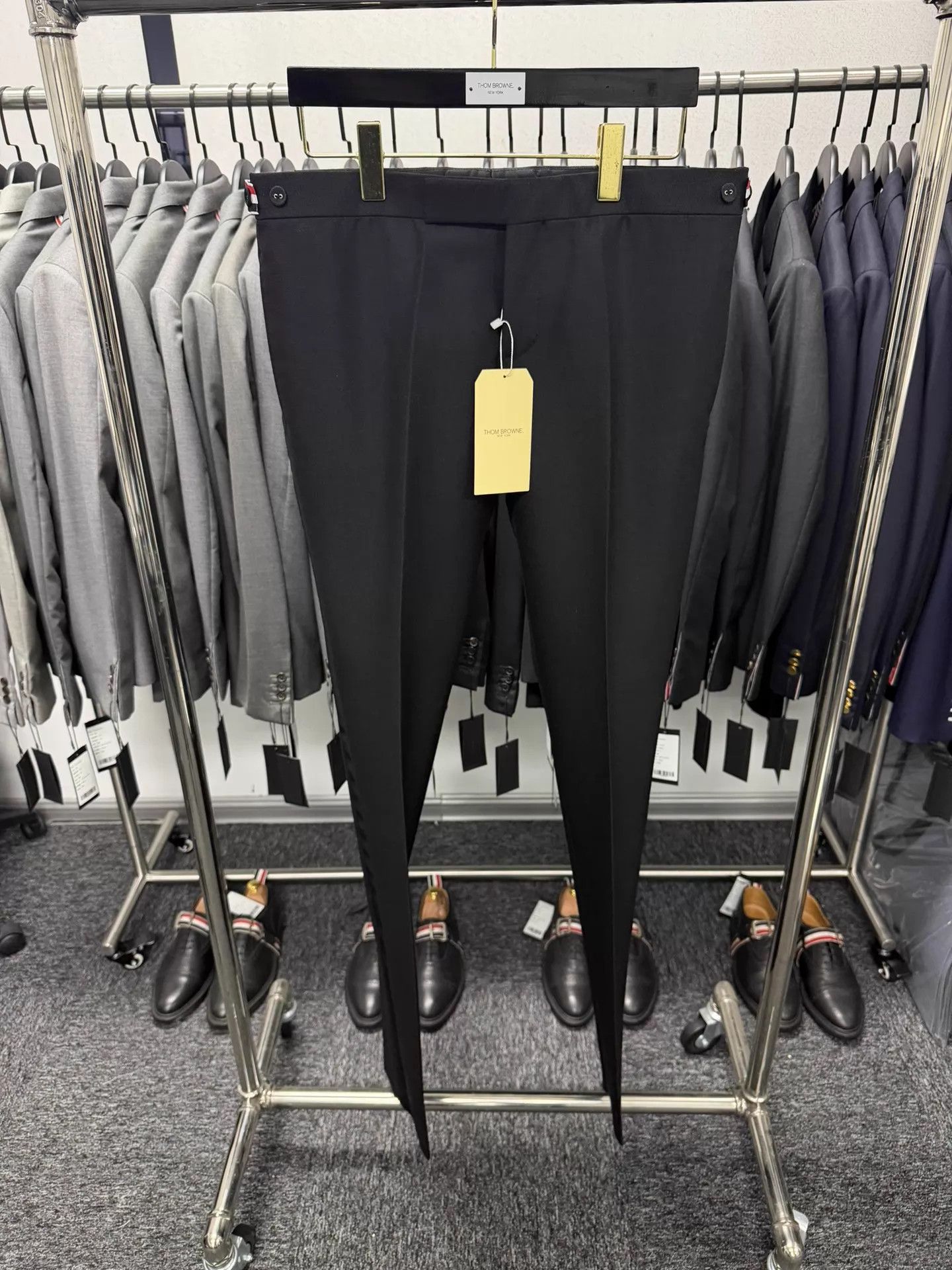 Thom Browne Thom Browne Men Rare Black Piping-Button Slim Pants Size 2 Size US 32 / EU 48 - 1 Thumbnail