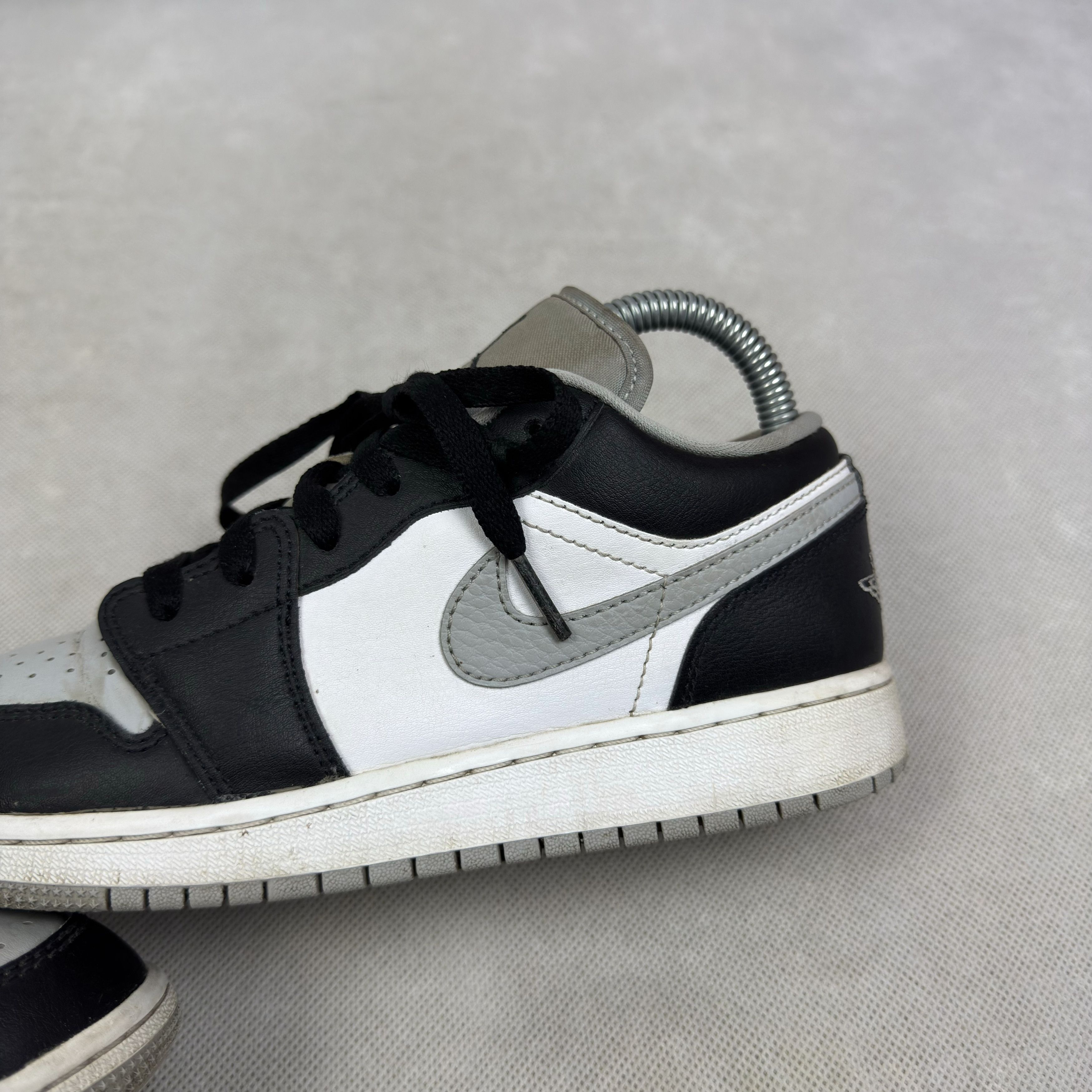 Nike Nike Air Jordan 1 Low 553560-039 4.5 Black Gray Shoes 4.5 Size US 6 / IT 36 - 7 Thumbnail