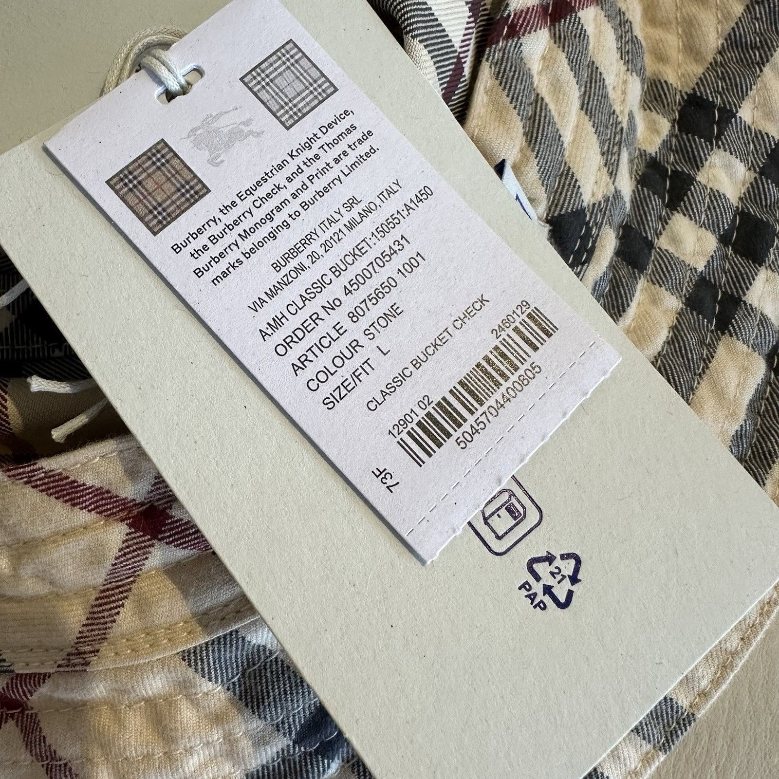Burberry NEW Burberry Nova Check Patterned Bucket Hat w/ Tags SZ L Size ONE SIZE - 7 Thumbnail