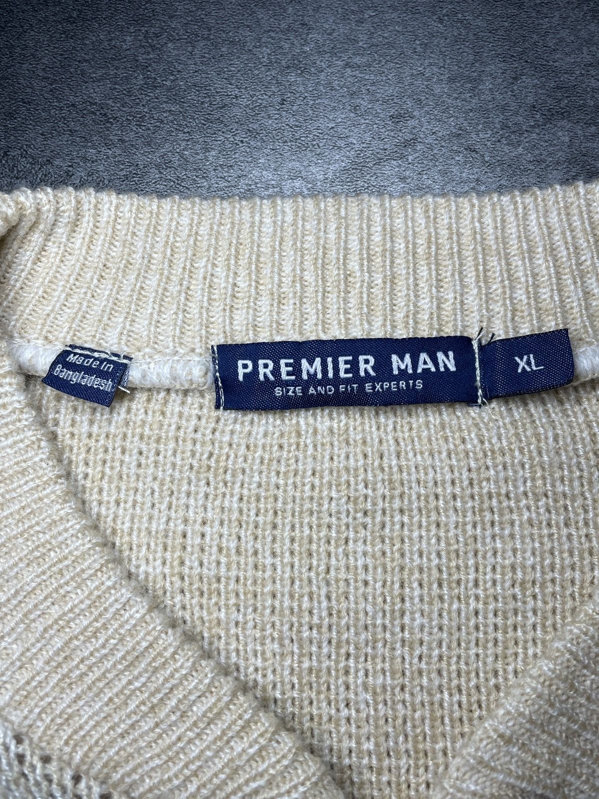 Vintage Vintage Y2K Zip Sweater Cozy Streetwear Hype Rare Size US XL / EU 56 / 4 - 4 Thumbnail