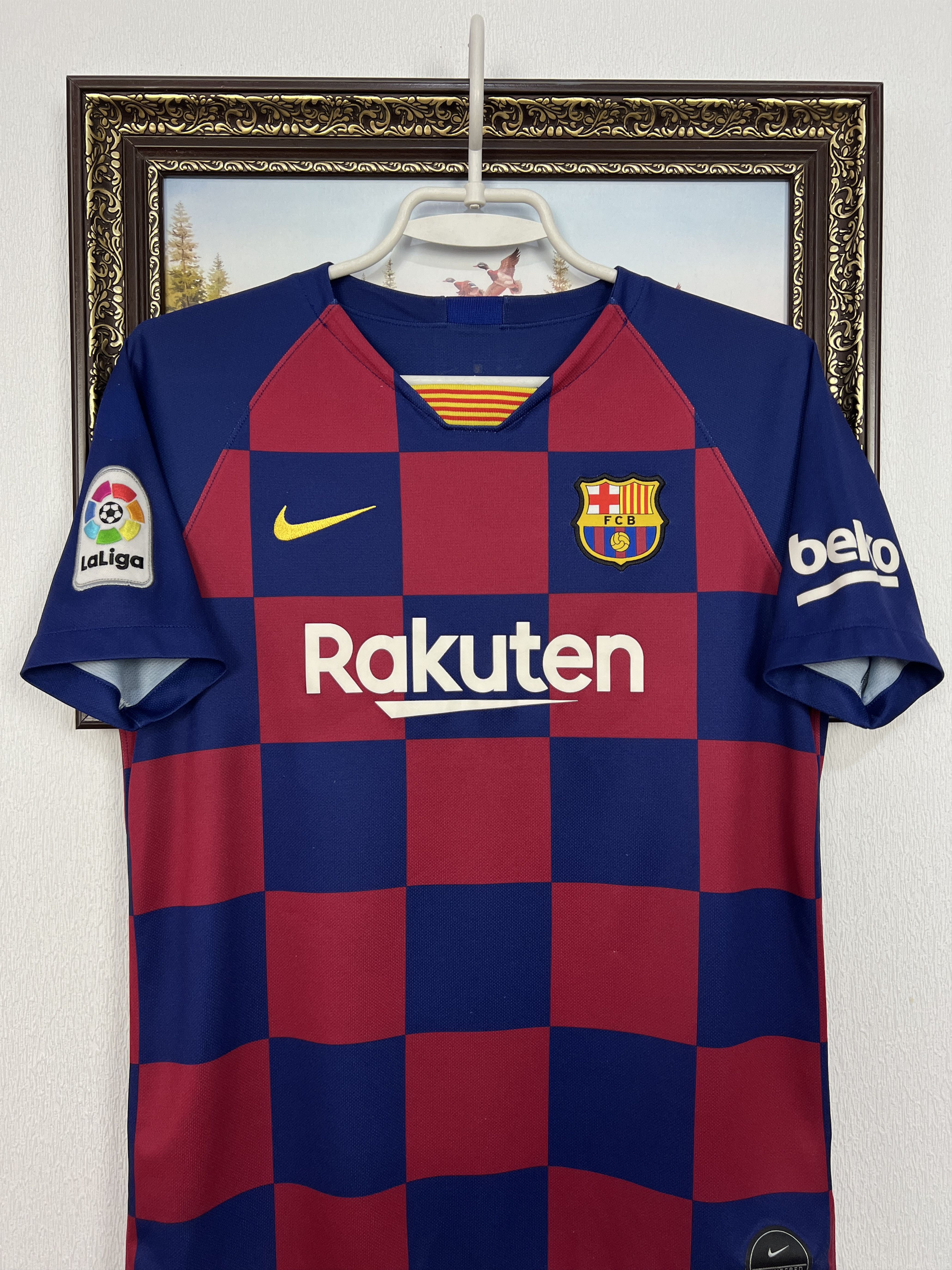 Nike Barcelona football shirt Messi Fun Jersey Camiseta Boys L Size US XXS / EU 40 - 2 Thumbnail