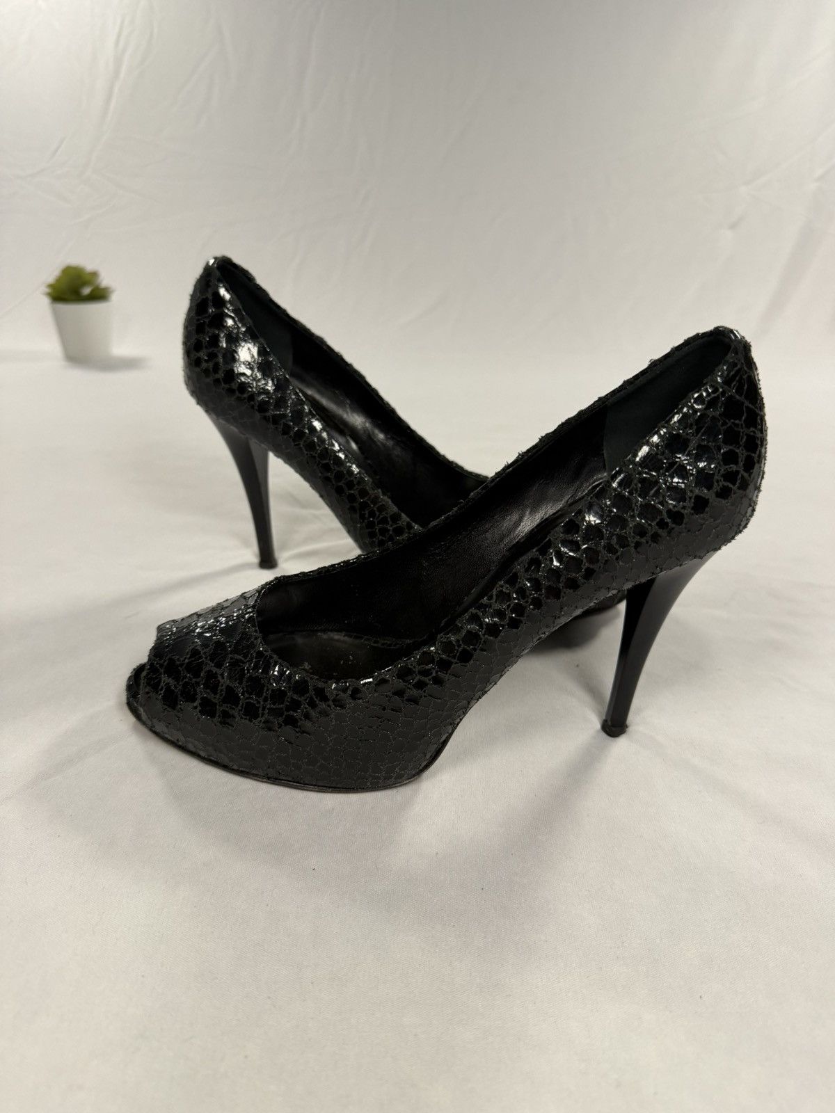 Giuseppe Zanotti Giuseppe Zanotti Black Snake Print Peep Toe Heels Size 40 EU Size US 9.5 / IT 39.5 - 2 Thumbnail