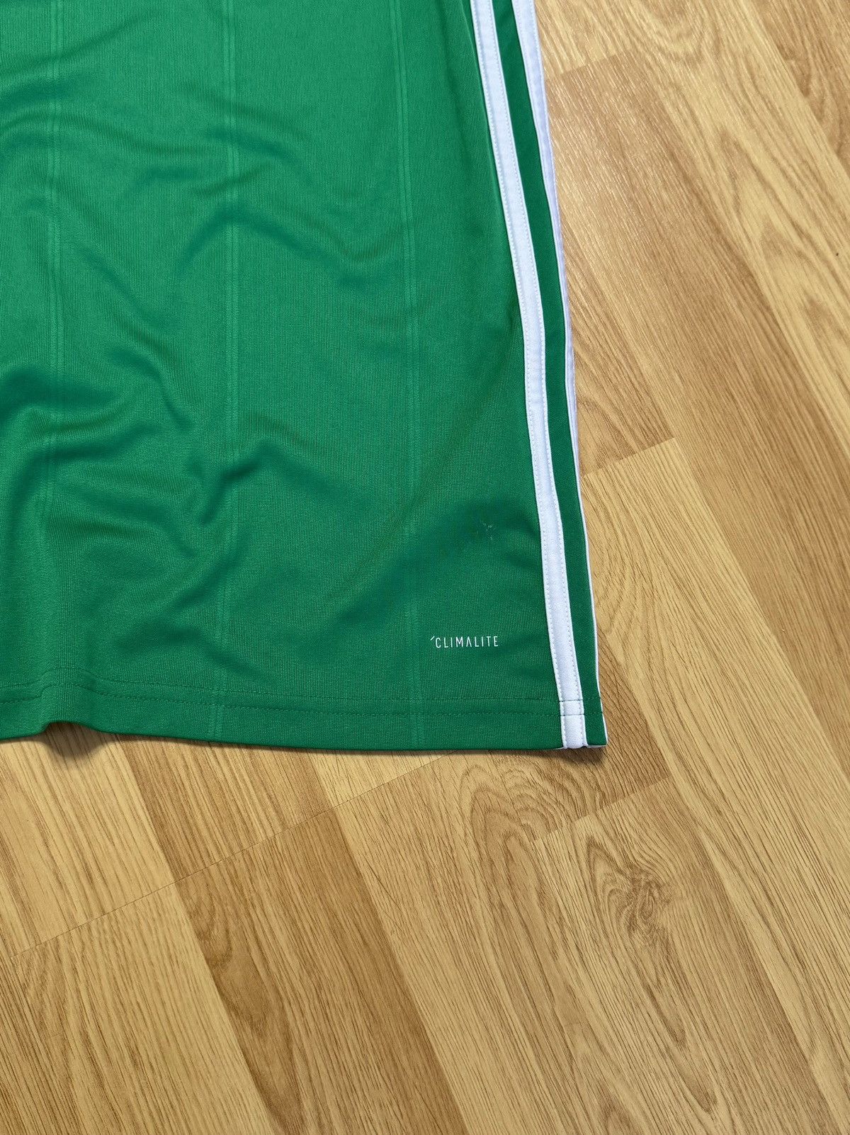 Adidas Northern Ireland 2017-2018 Home Football Shirt Jersey Size US L / EU 52-54 / 3 - 5 Thumbnail
