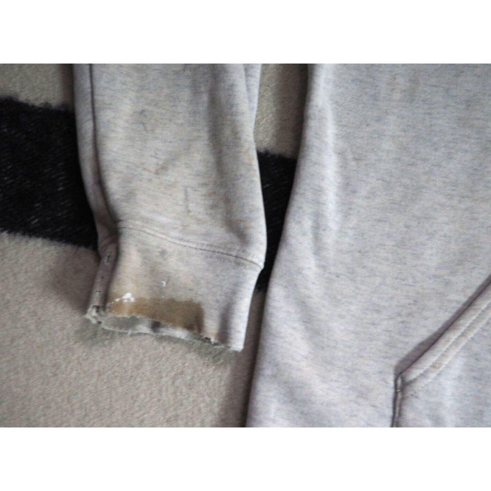 Carhartt VINTAGE Carhartt Hoodie XL Gray 90s Pullover Distressed Faded Size US XL / EU 56 / 4 - 8 Thumbnail