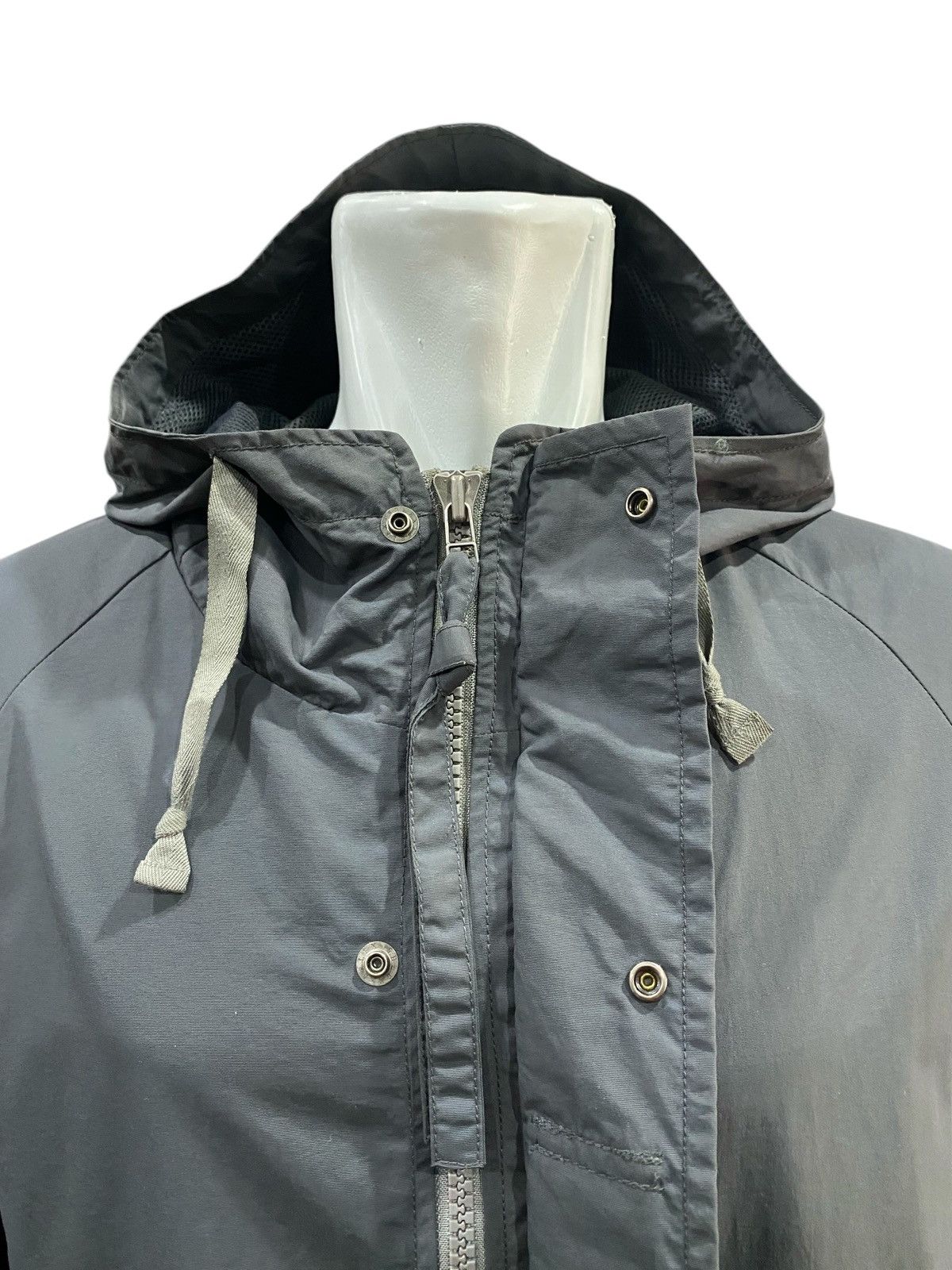 Uniqlo Archive UNIQLO Windbreker Hoodie Zipper Jacket Size US XL / EU 56 / 4 - 5 Thumbnail