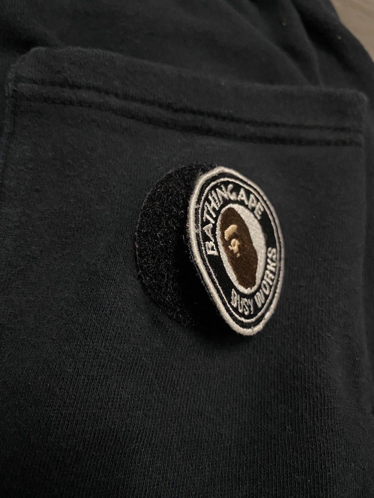 Bape BAPE APES STRONG TOGETHER VELCRO PATCH SHORTS Size US 29 - 6 Thumbnail