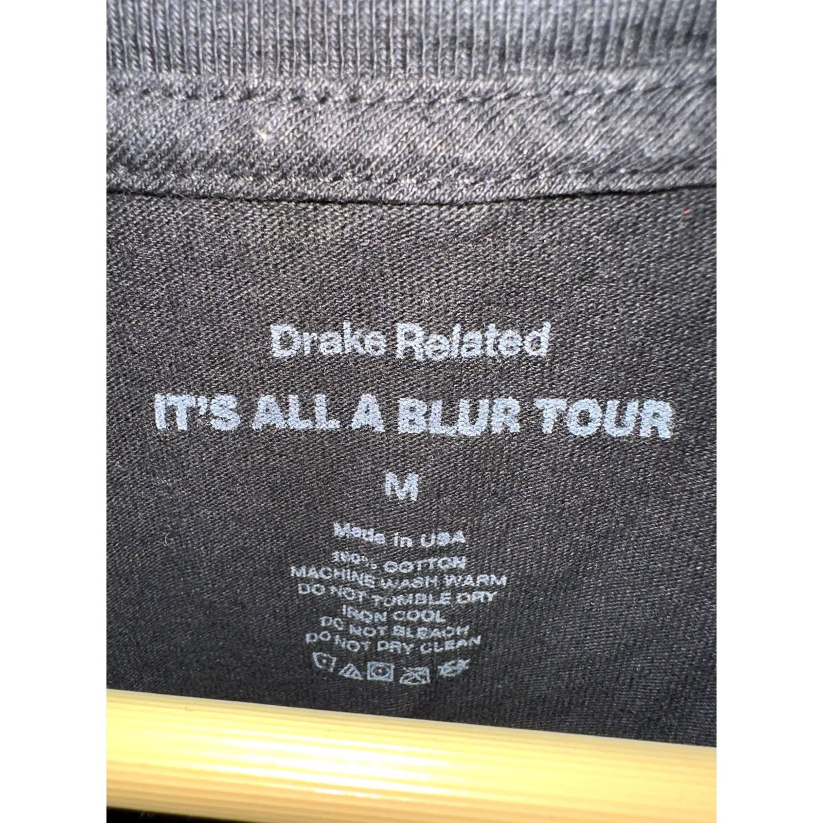Vintage Drake OVO It’s All A Blur IAAB Tour Shirt Official Black M Dark Lane Demo Tape Shirt Mens Medium Black IAAB Tour Shirt Size US M / EU 48-50 / 2 - 4 Thumbnail