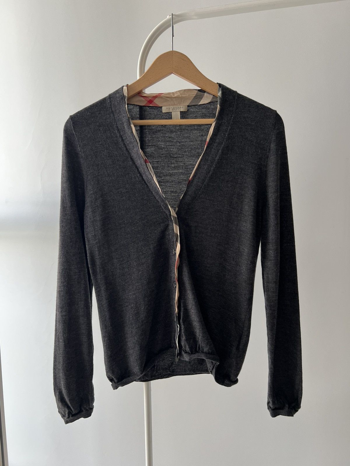 Burberry Burberry Brit Dark Gray Wool Knit Button Cardigan M Size M / US 6-8 / IT 42-44 - 9 Thumbnail