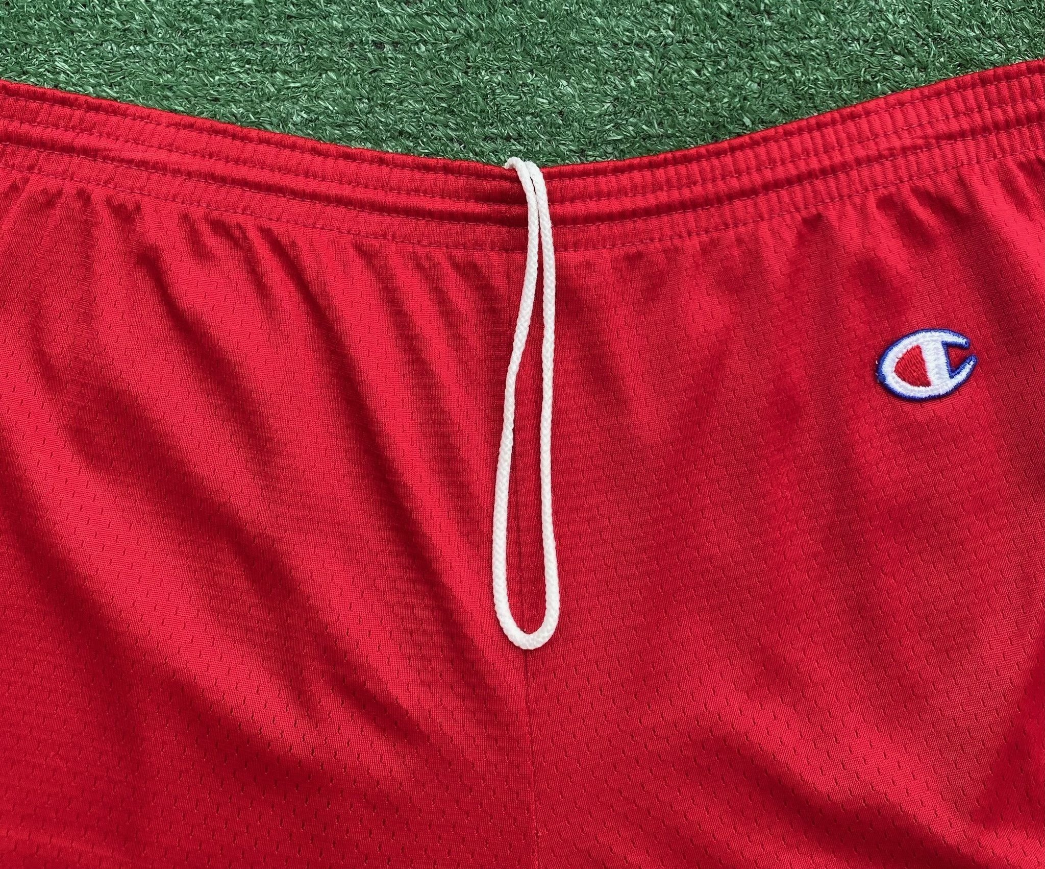 Champion 90’s Champion Chicago Bulls Mesh Gym Shorts Mens Medium Size US 34 / EU 50 - 3 Thumbnail