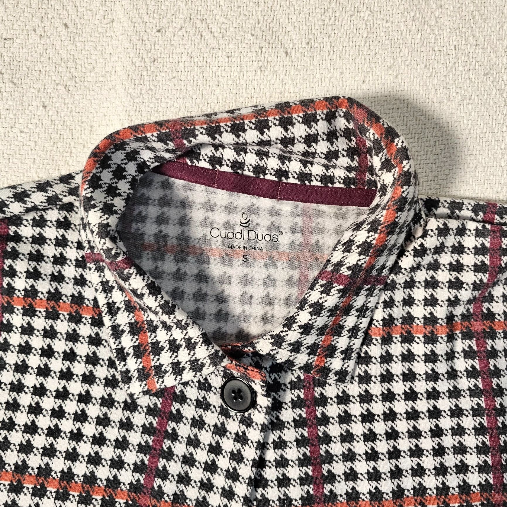 Vintage VINTAGE Cuddl Duds Comfortwear Button Front Jacket Fig Houndstooth Black White Size S Women Size S / US 4 / IT 40 - 2 Thumbnail