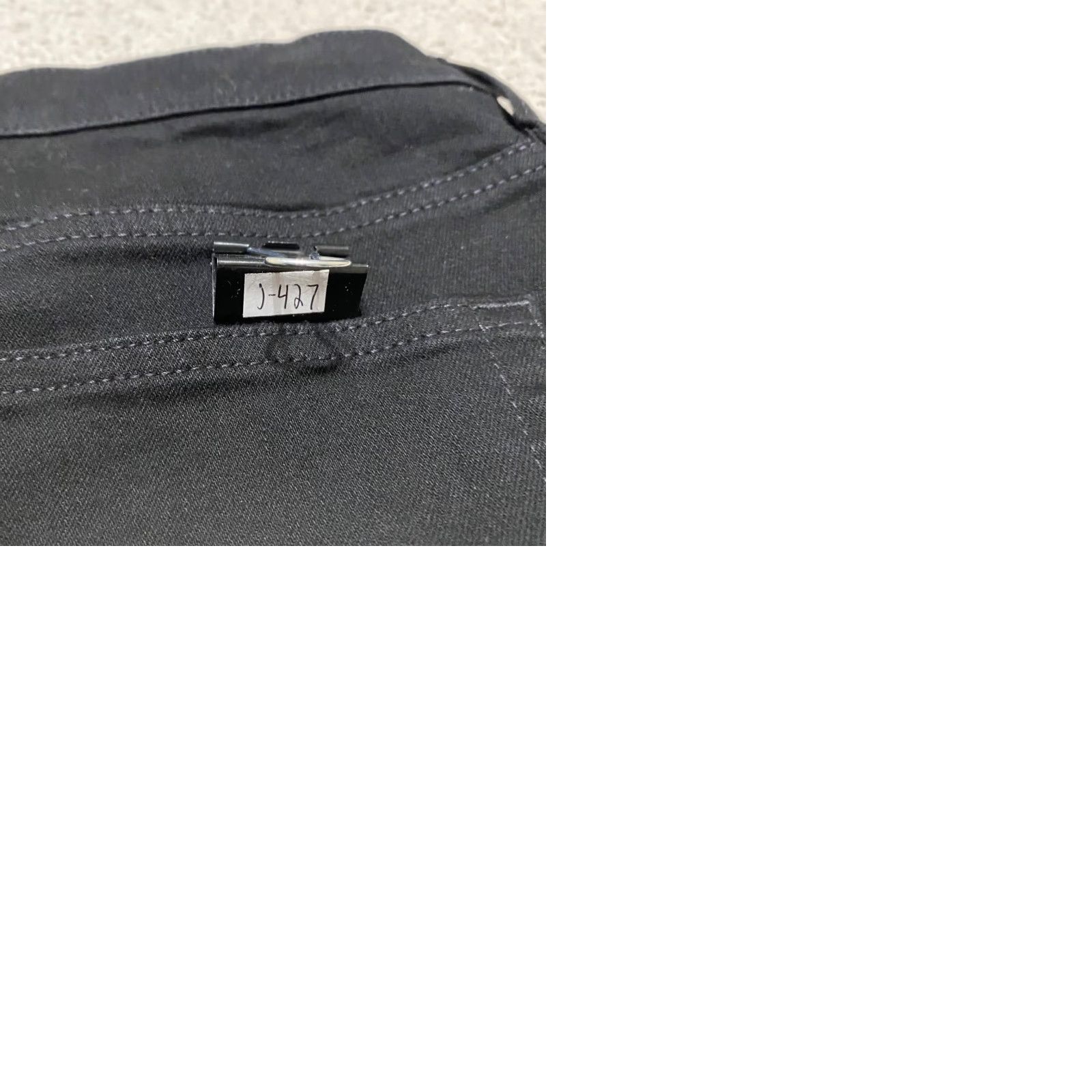 J.Crew J.CREW Jeans Womens 31 Black Denim Dark Wash Straight Rise High 5-Pocket Regular Size 31 Womens Fashion Jeans Size 24" / US 00 / IT 34 - 9 Thumbnail