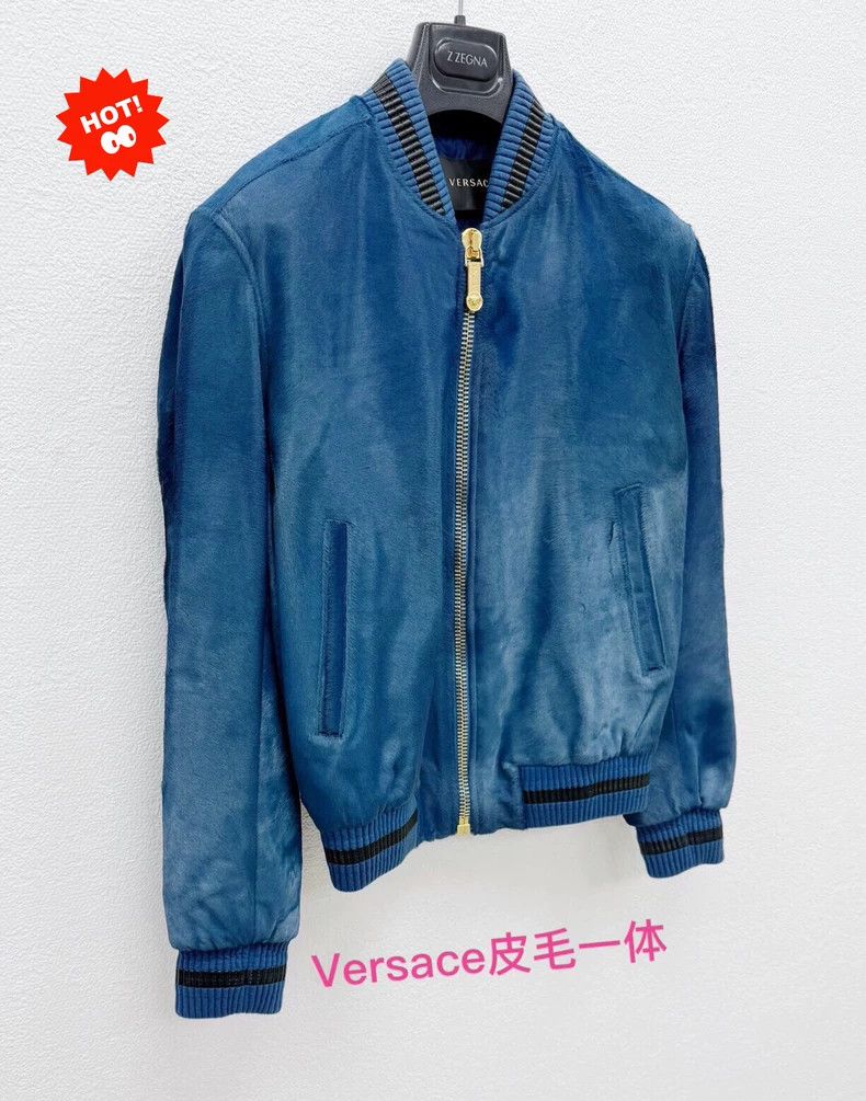 Versace Versace The main line fur is integrated Size US S / EU 44-46 / 1 - 1 Thumbnail