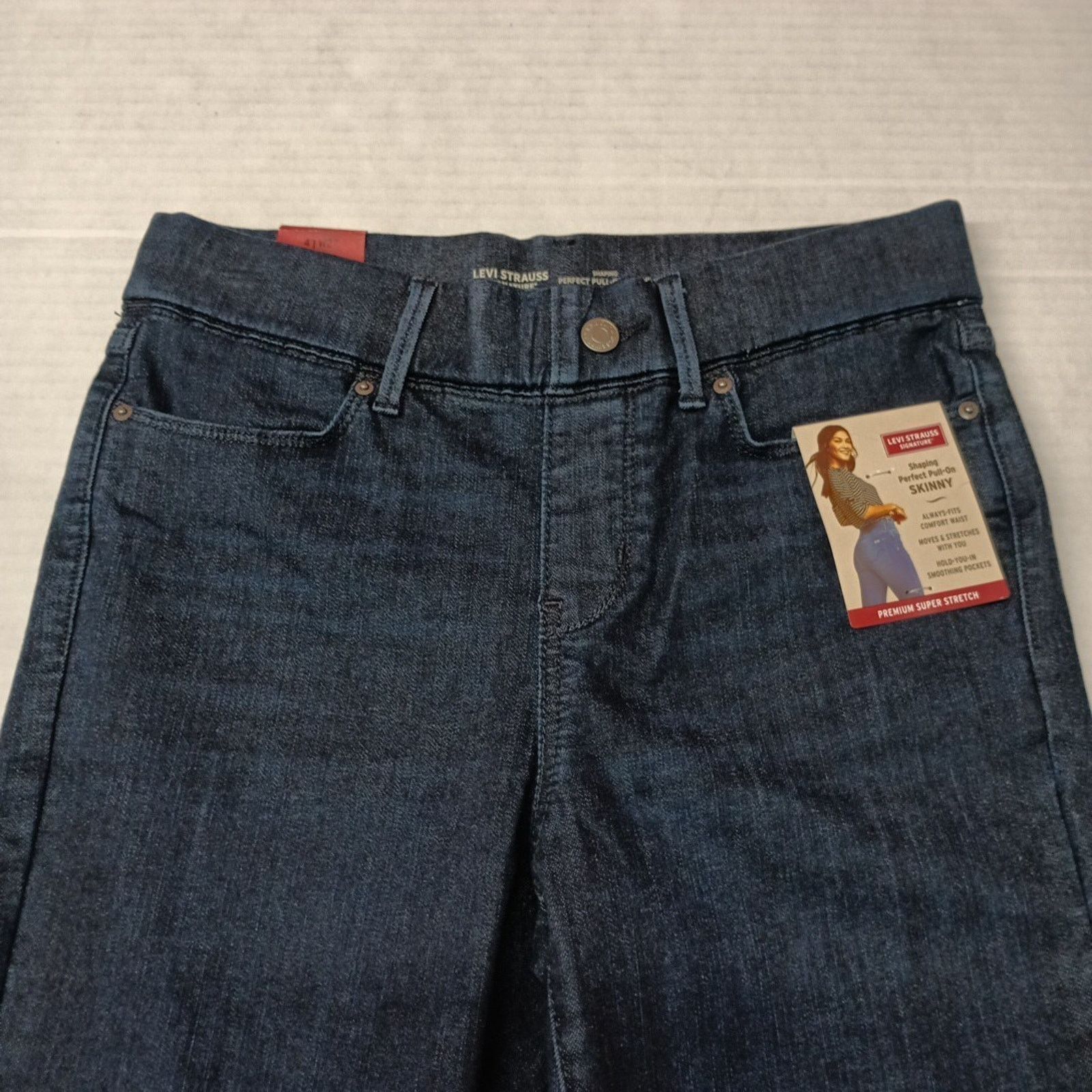 Levi's Levi Totally Shaping Pull On Skinny Jeans Blue Size 4 W27 Size 27" / US 4 / IT 40 - 3 Thumbnail