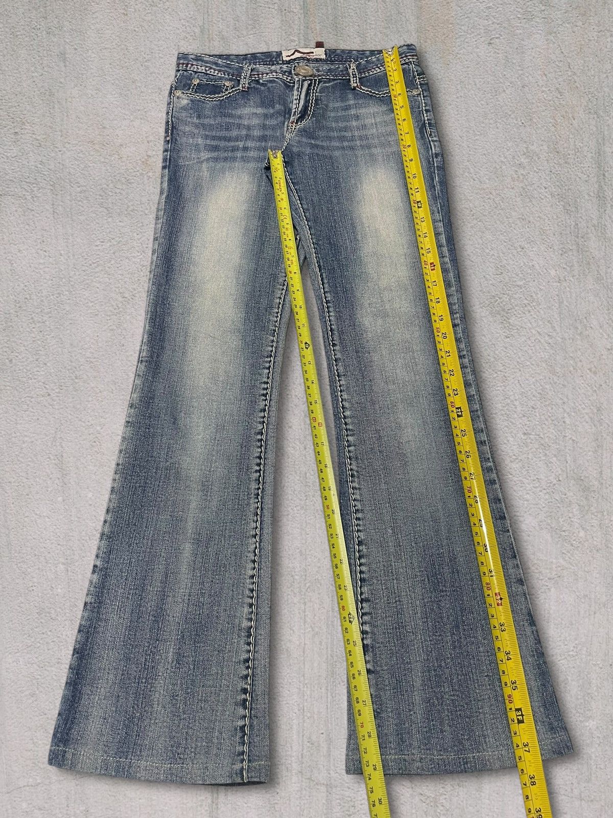 Japanese Brand Vintage Y2K Womenswear Bold Stitch Blue Wash Bootcut Jeans Size 29" - 14 Thumbnail