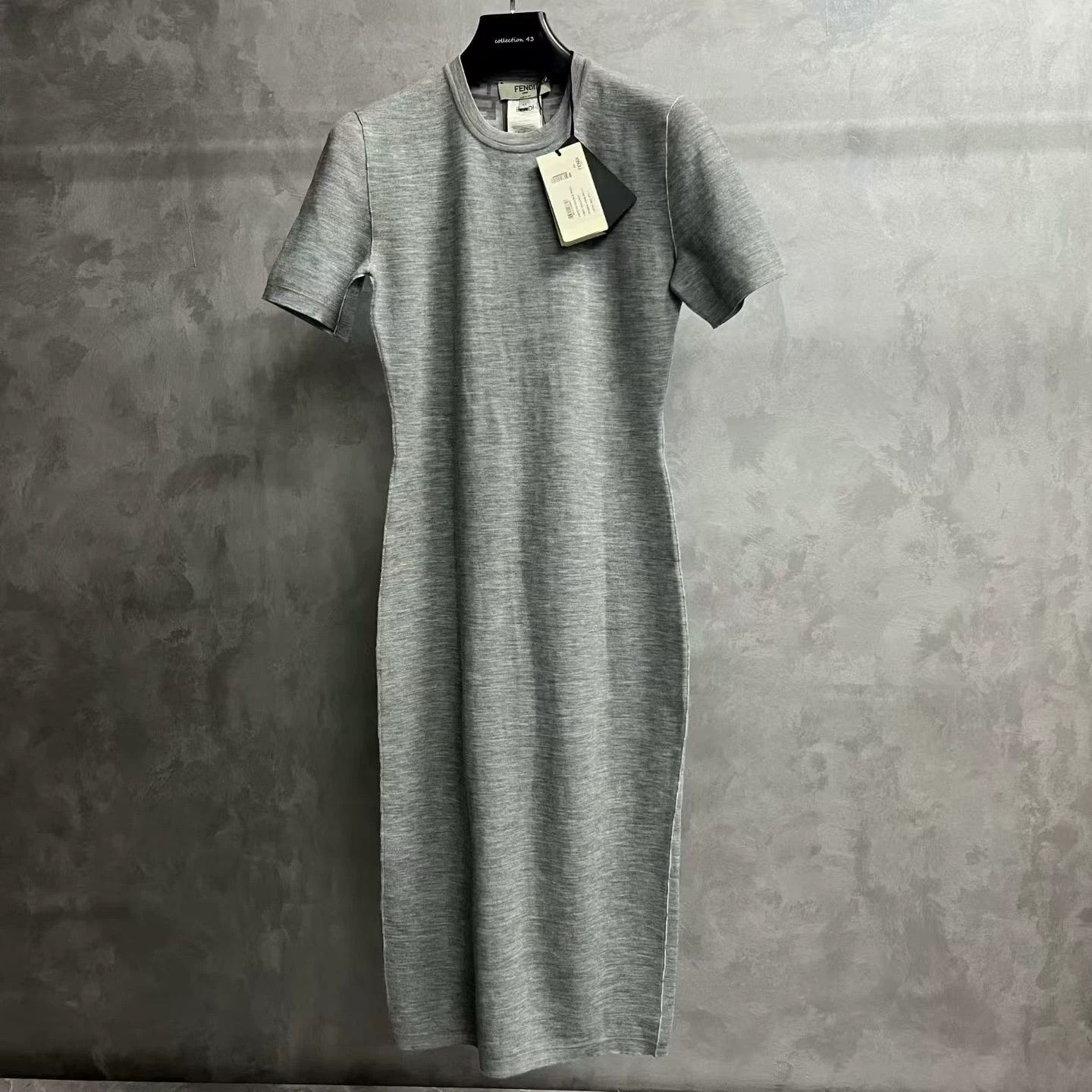 Fendi Fendi Retro Long Gray T-Shirt 42 Women Size M / US 6-8 / IT 42-44 - 1 Thumbnail