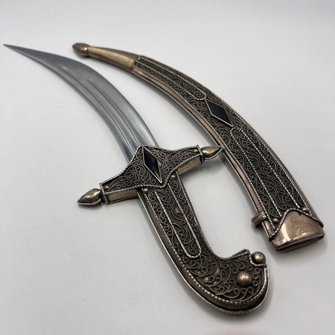 Vintage Vintage Eastern Islamic Decorative Dagger Sword Blade Metal ...