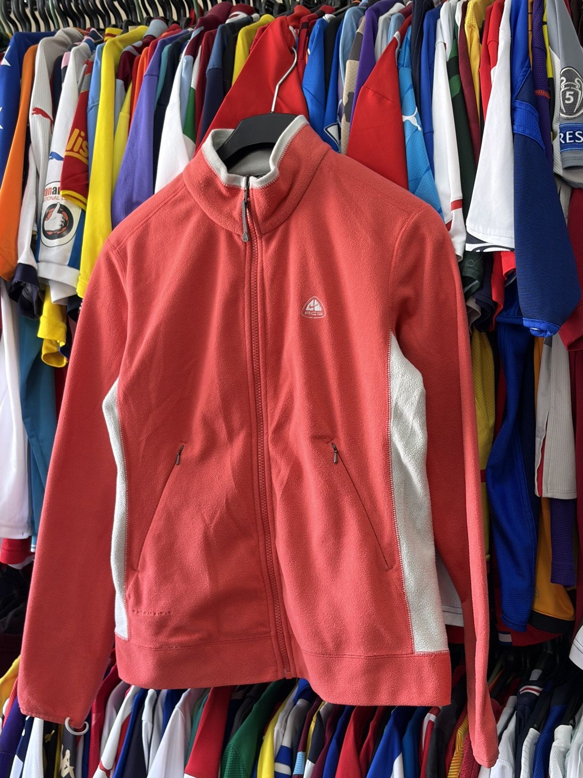 Nike ACG Vintage Nike ACG Therma-Fit Fleece Jacket Red Grey Y2K M Size M / US 6-8 / IT 42-44 - 13 Thumbnail