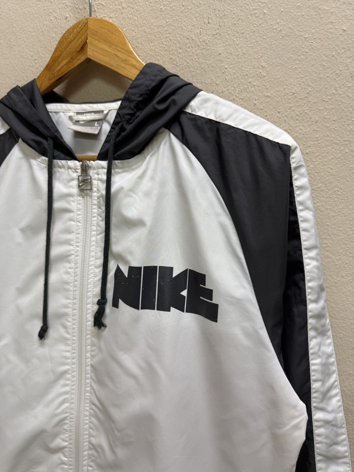 Nike VINTAGE Y2K NIKE BLOCK WINDBREAKER JACKET HODIE BOMBER STYLE Size US S / EU 44-46 / 1 - 17 Thumbnail