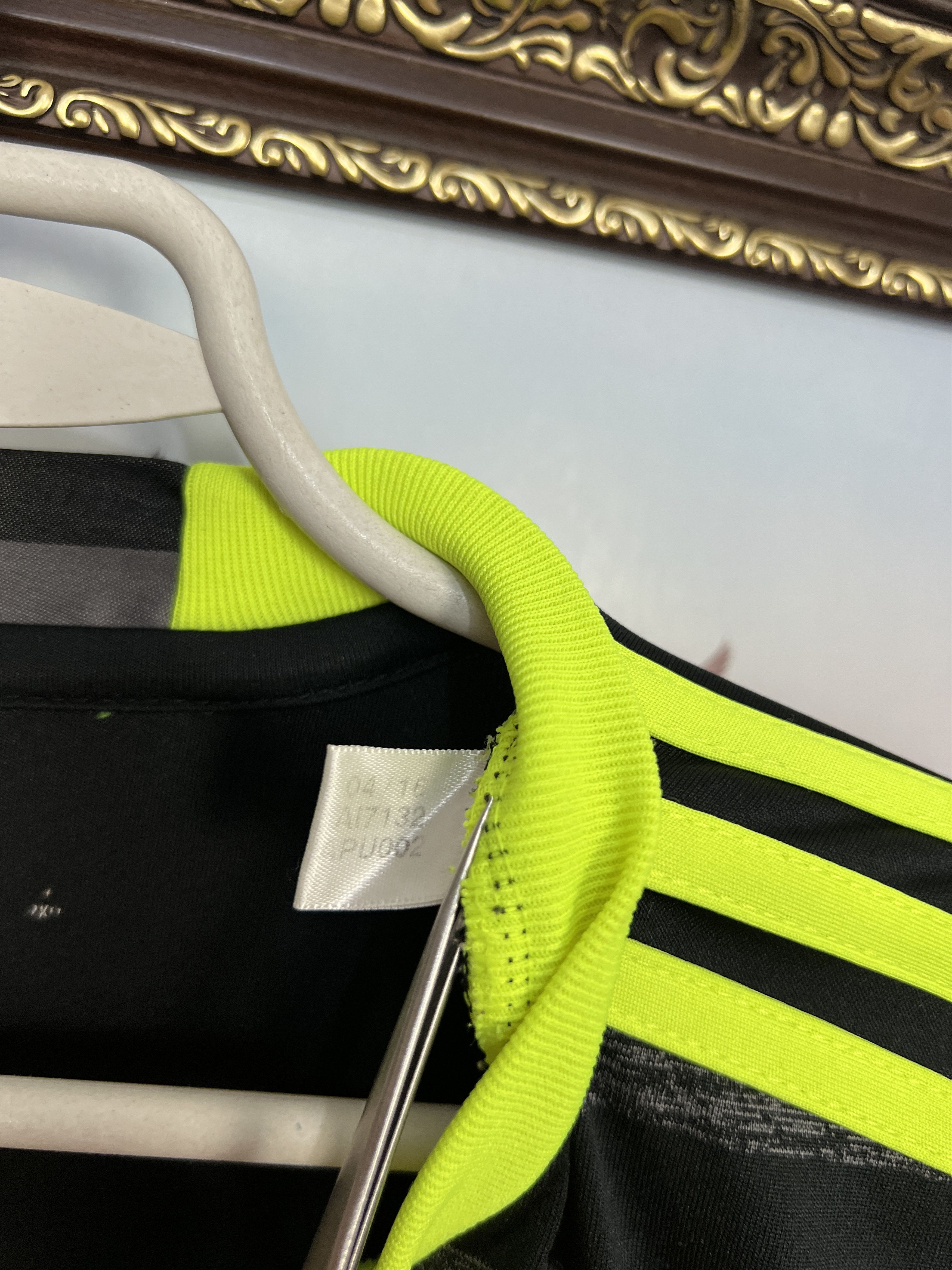 Adidas Chelsea Away football shirt Soccer Long Sleeve Jersey Trikot Size US L / EU 52-54 / 3 - 7 Thumbnail
