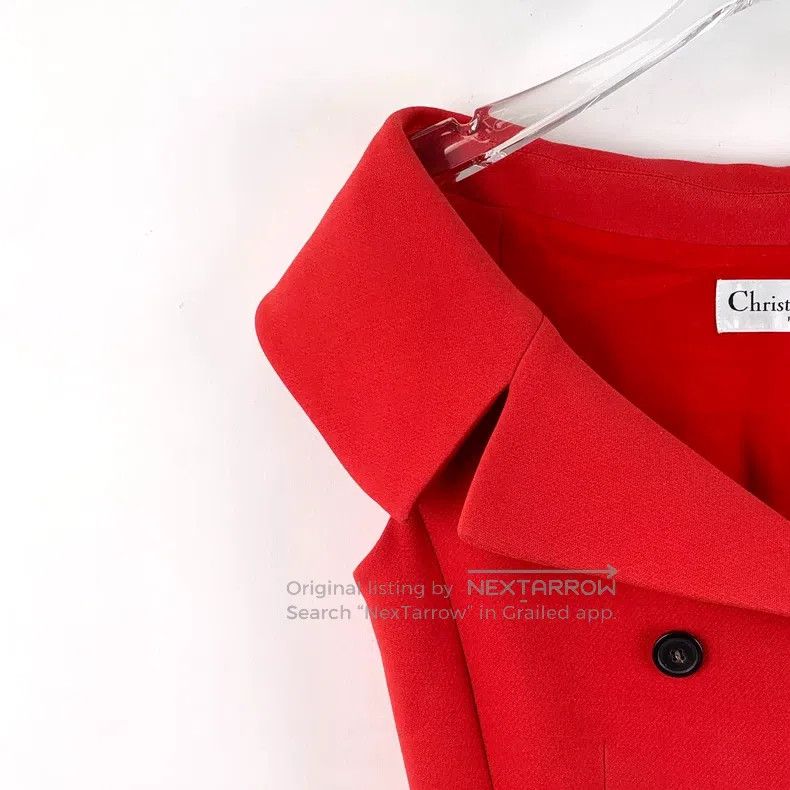 Dior Dior Red wool V-neck double-breasted sleeveless dress Size XS / US 0-2 / IT 36-38 - 3 Thumbnail