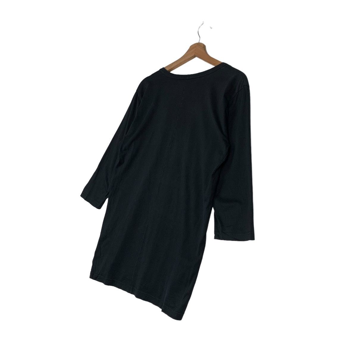Attachment ATTACHMENT Black Plain V Neck Raglan Shirt #0342-C16 Size US M / EU 48-50 / 2 - 9 Thumbnail