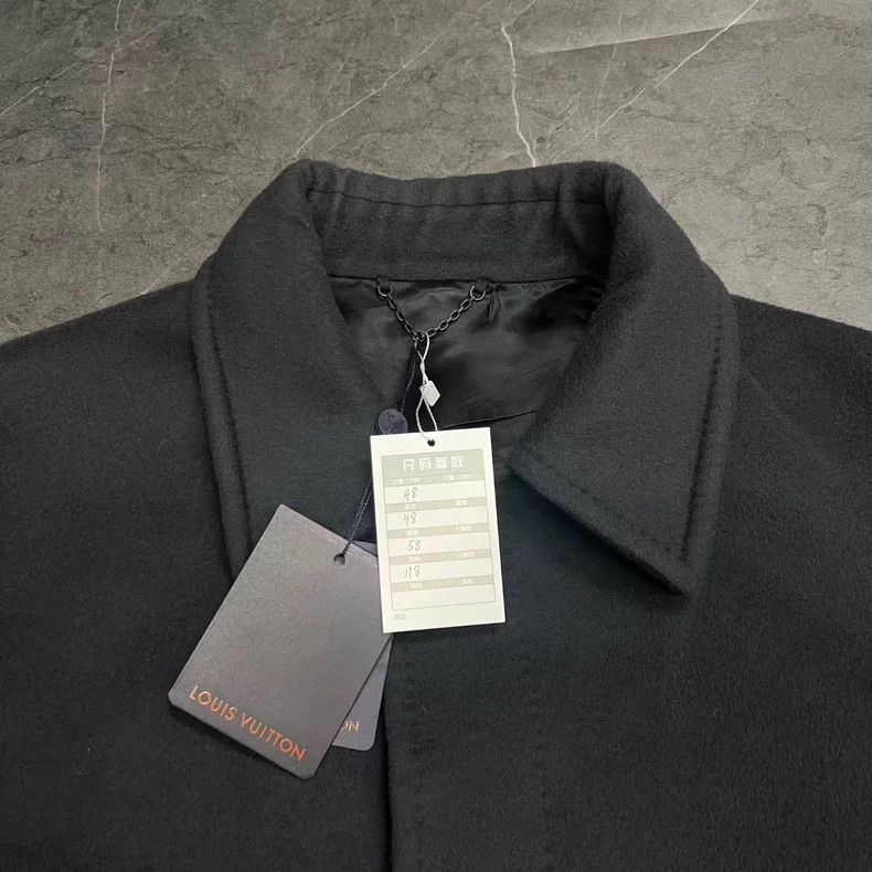 Louis Vuitton Louis Vuitton Woolen coat Size US M / EU 48-50 / 2 - 6 Thumbnail