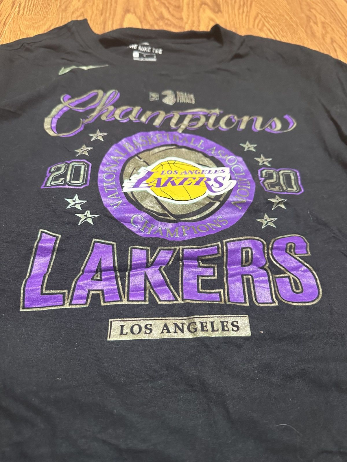 NBA × Nike Nike LA Lakers 2020 Champs t-shirt - SIZE L Size US L / EU 52-54 / 3 - 3 Thumbnail