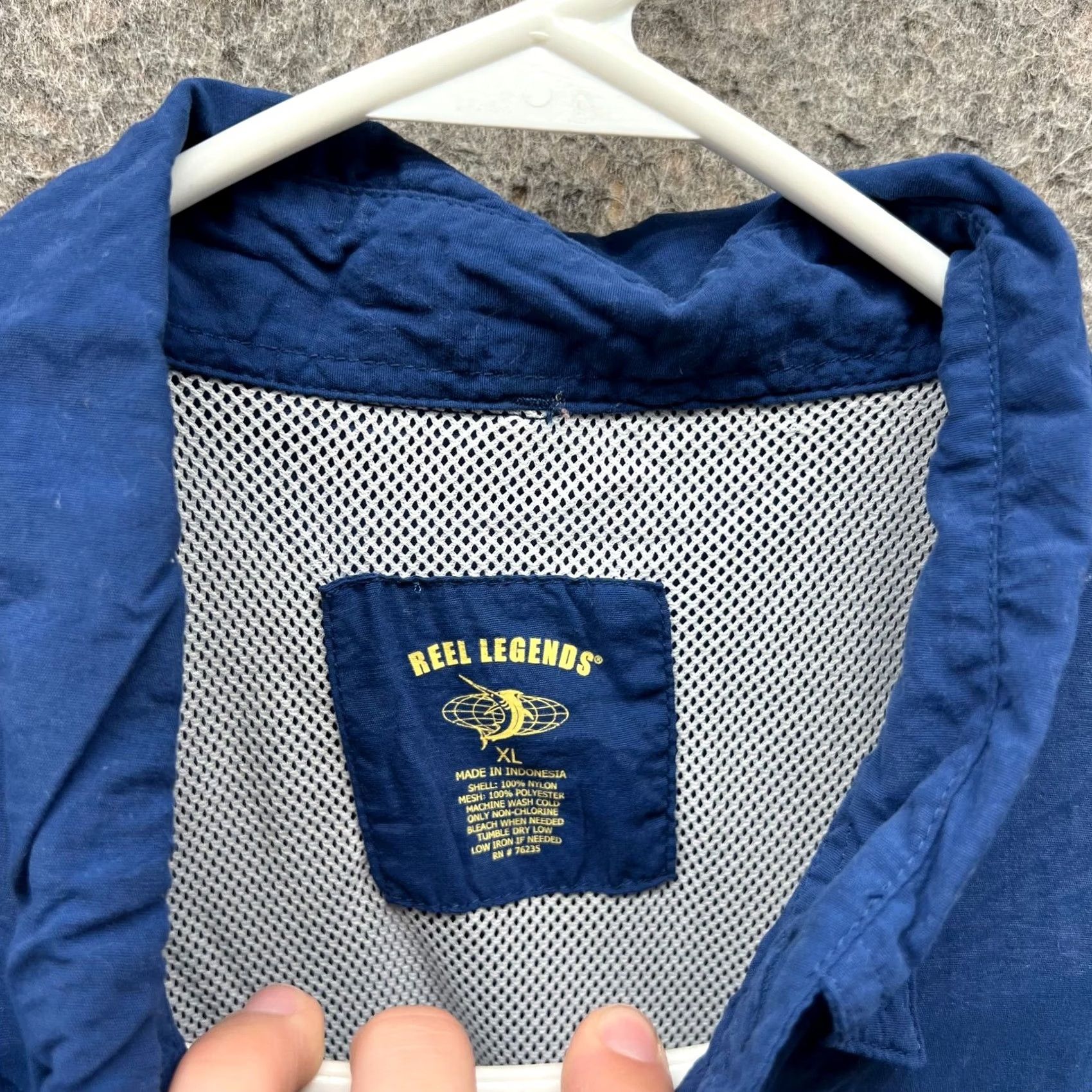 Vintage VINTAGE Reel Legends Shirt Men XL Blue Button Down Vented Nylon Fishing Outdoors Utility Size US XL / EU 56 / 4 - 7 Thumbnail