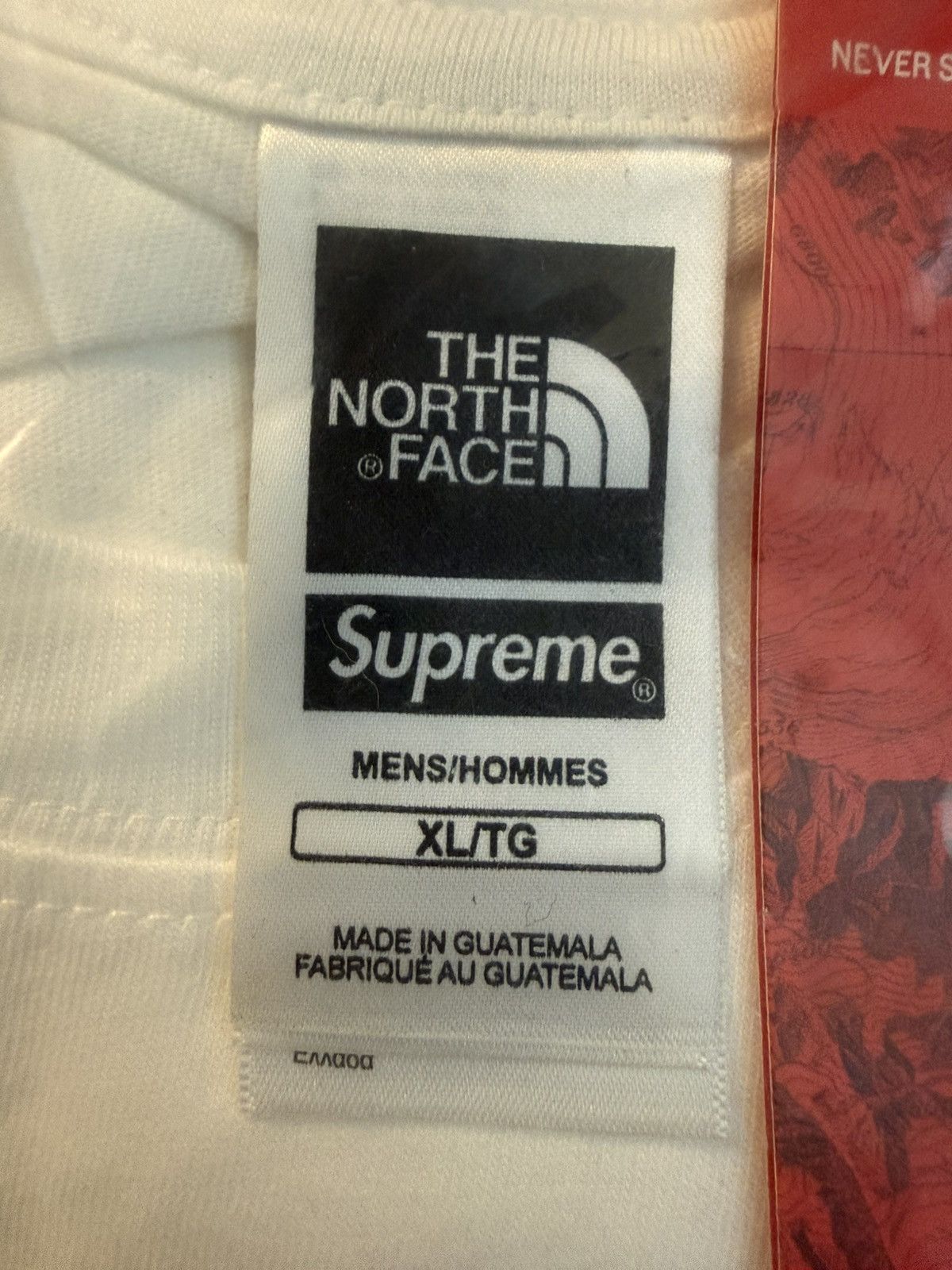 Supreme × The North Face Supreme North Face Metallic Box Logo White Size US XL / EU 56 / 4 - 5 Thumbnail