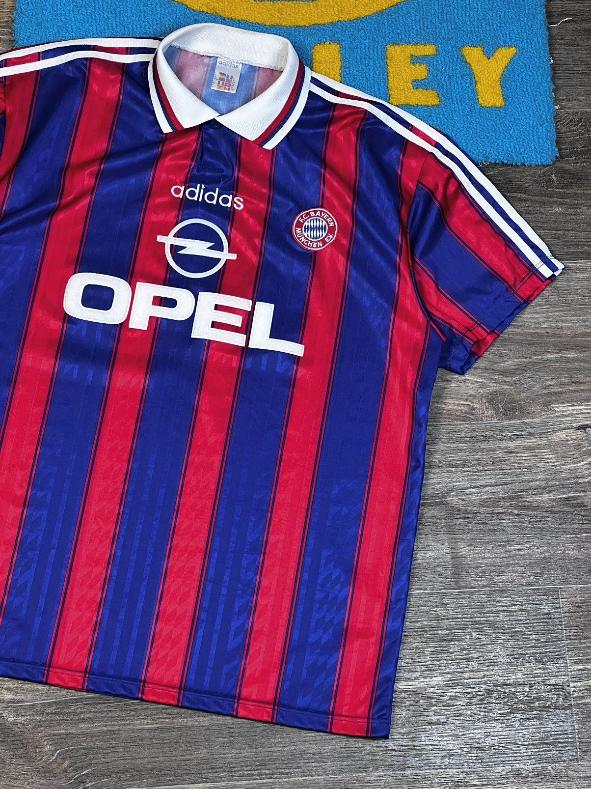 Adidas Vintage Adidas Bayern 1996-97 Home Red Blue Jersey Size US XL / EU 56 / 4 - 2 Thumbnail