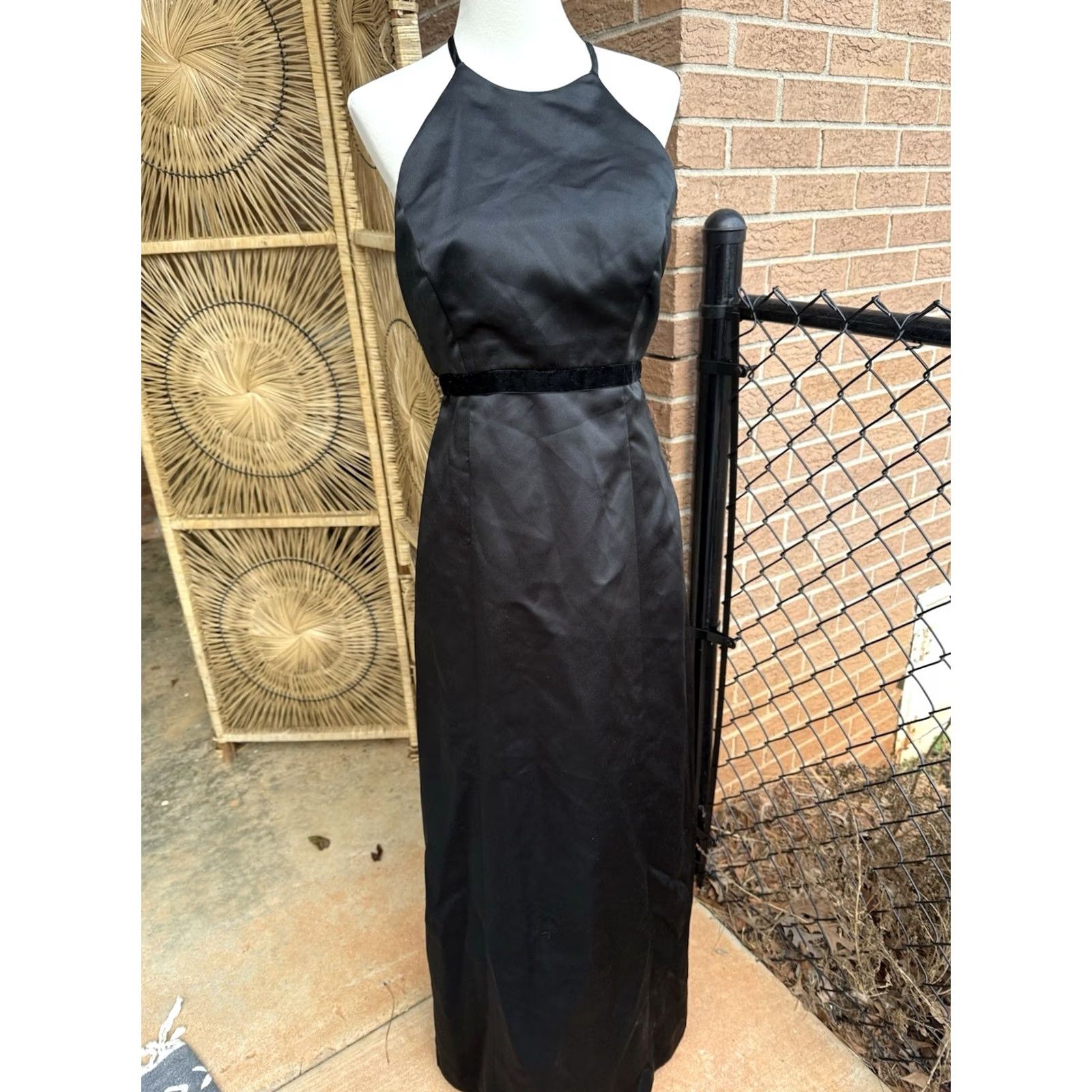 Vera Wang Vera Wang Black Halter Evening Gown Dress Size 8 Satin Formal Prom Wedding Guest Womens Maxi Long Satin Halter Neck Black 8 Formal Wedding Vera Wang Size M / US 6-8 / IT 42-44 - 4 Thumbnail