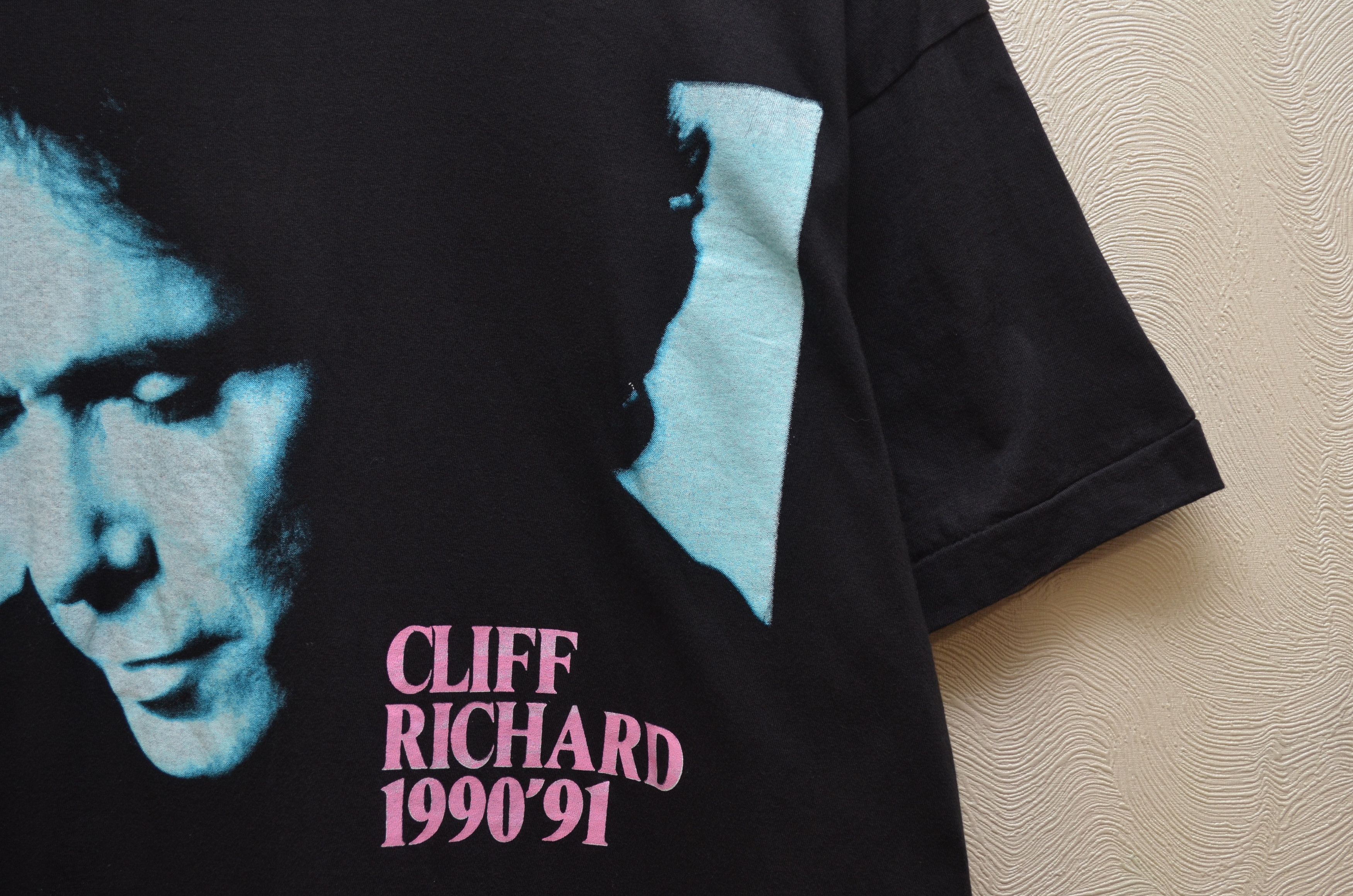 Band Tees × Vintage Vintage Cliff Richard From A Distance Tour 1990-91 T Shirt Size US M / EU 48-50 / 2 - 4 Thumbnail