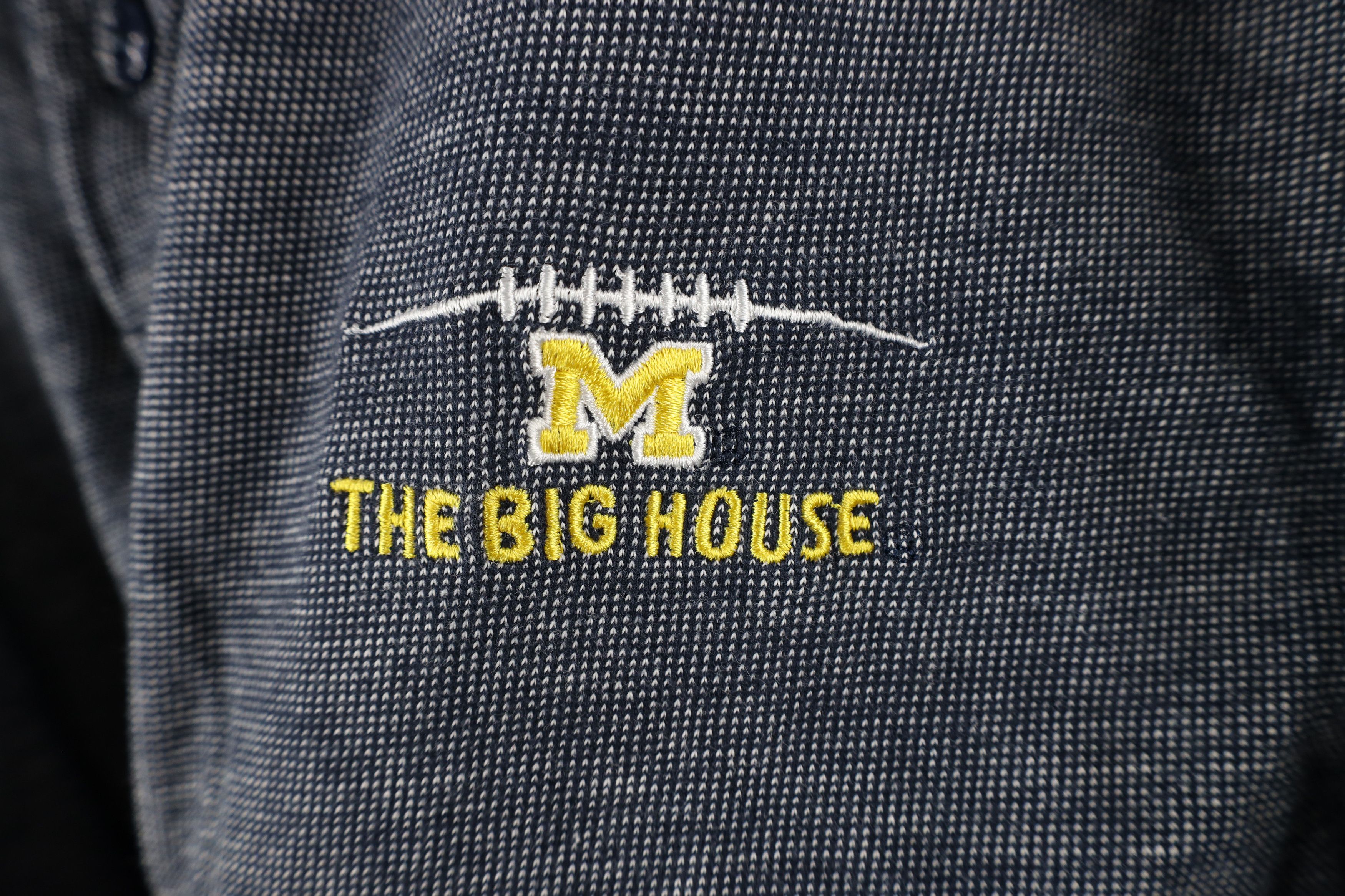 Vintage Vintage 90s House University of Michigan Football Polo Shirt Size US XXL / EU 58 / 5 - 4 Thumbnail