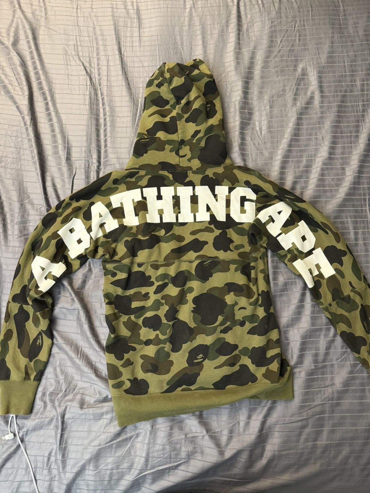 Bape 1st Camo Pullover Hoodie Size US S / EU 44-46 / 1 - 2 Thumbnail