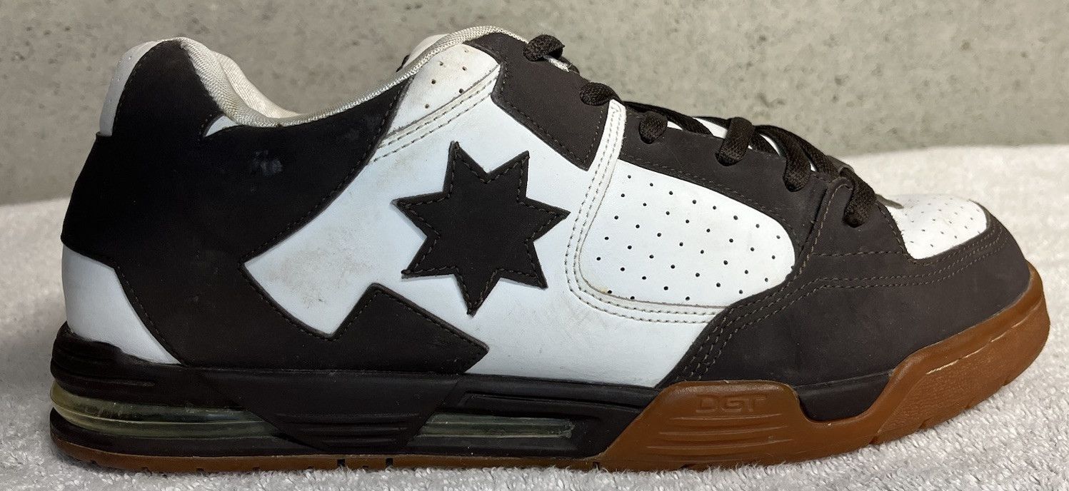 DC 2006 DC Command DGT Brown And White Skate Shoes Size 13 Size US 13 / EU 46 - 4 Thumbnail
