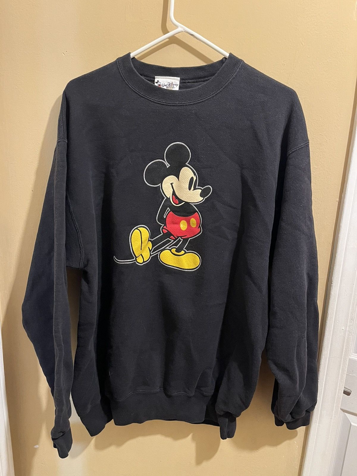 Disney Vintage Disney Mickey Mouse sweater Size US L / EU 52-54 / 3 - 1 Preview