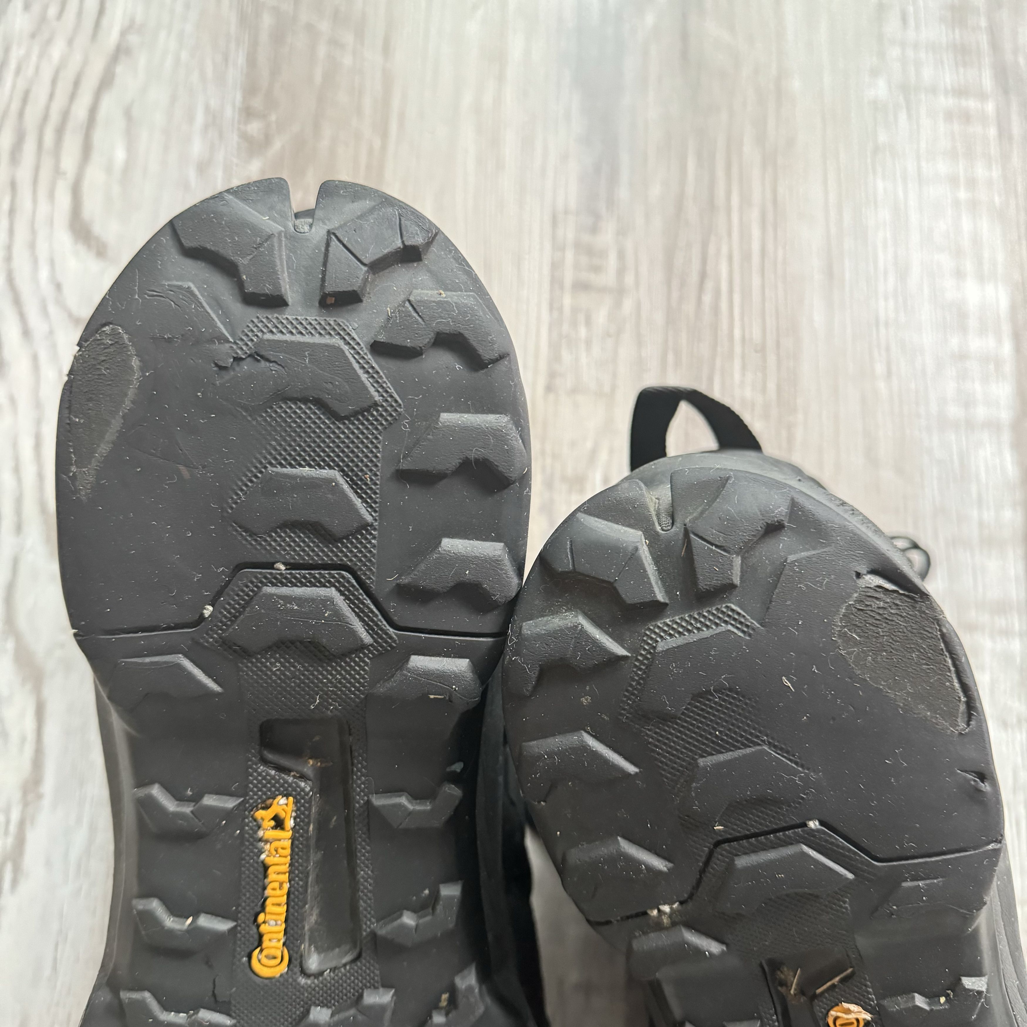 Adidas ADIDAS • GORE-TEX® Terrex AX4 Mid (11.5M) Size US 11.5 / EU 44-45 - 16 Thumbnail