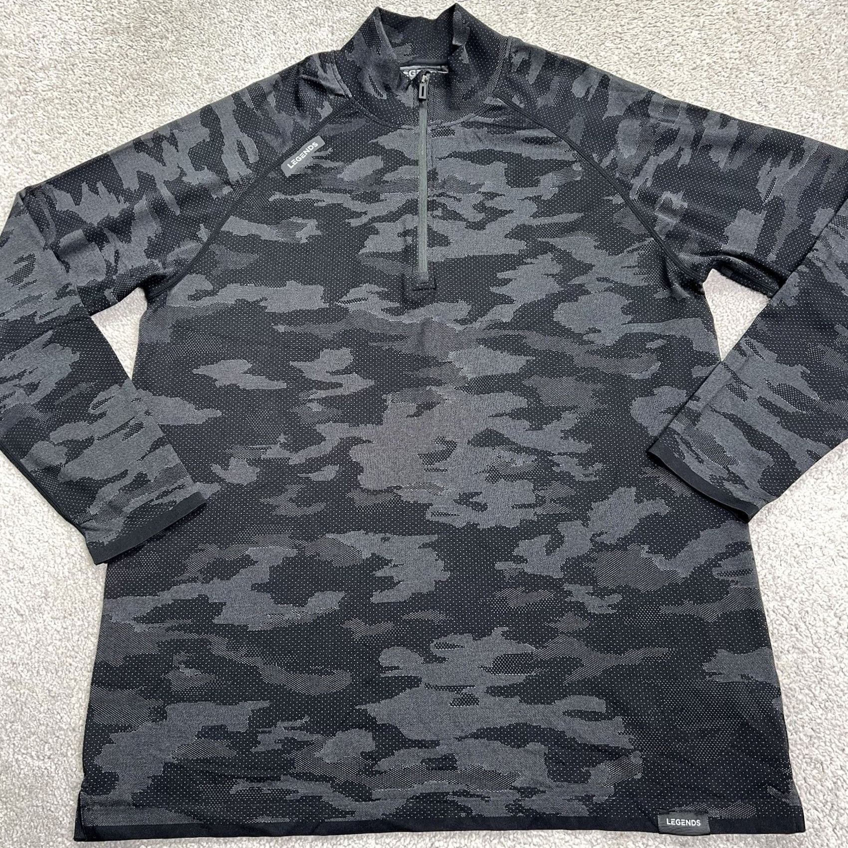 Vintage LEGENDS Dash Quarter 1/4 Zip Mens XL Long Sleeve Pullover Black Camo Reflective"} Size US XL / EU 56 / 4 - 2 Thumbnail