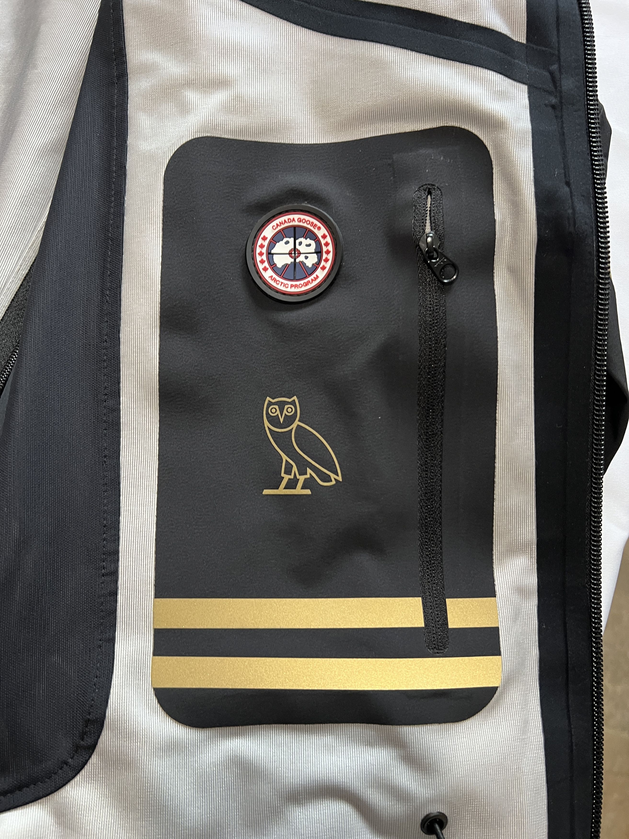 Canada Goose RARE OVO x Canada Goose Timber Shell Jacket Reflective Gold Size US M / EU 48-50 / 2 - 9 Thumbnail
