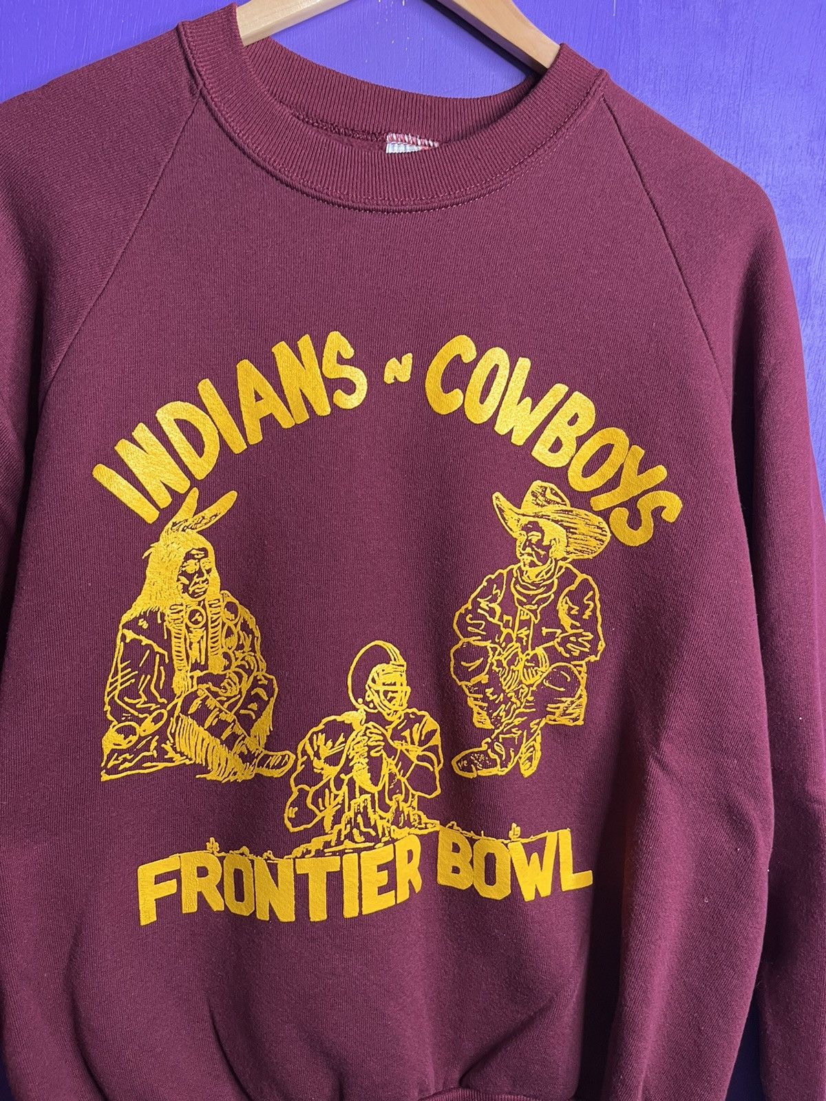 Vintage Vintage 80s Indians vs cowboys frontier bowl sweatshirt Size US L / EU 52-54 / 3 - 3 Thumbnail