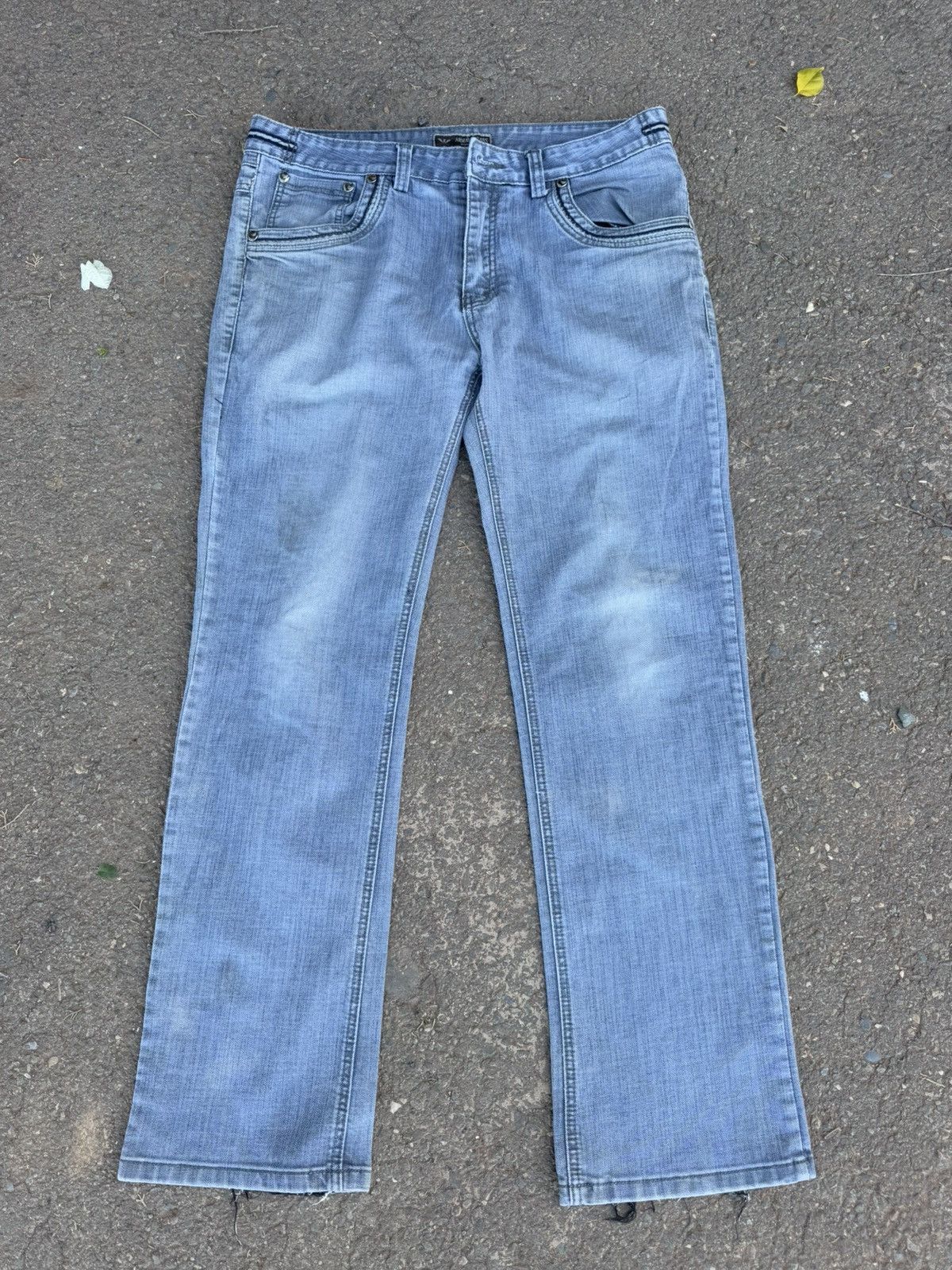 Armani × Emporio Armani × Vintage Vintage armani Emporio Jnrio Jeans size 36 Size US 36 / EU 52 - 1 Thumbnail