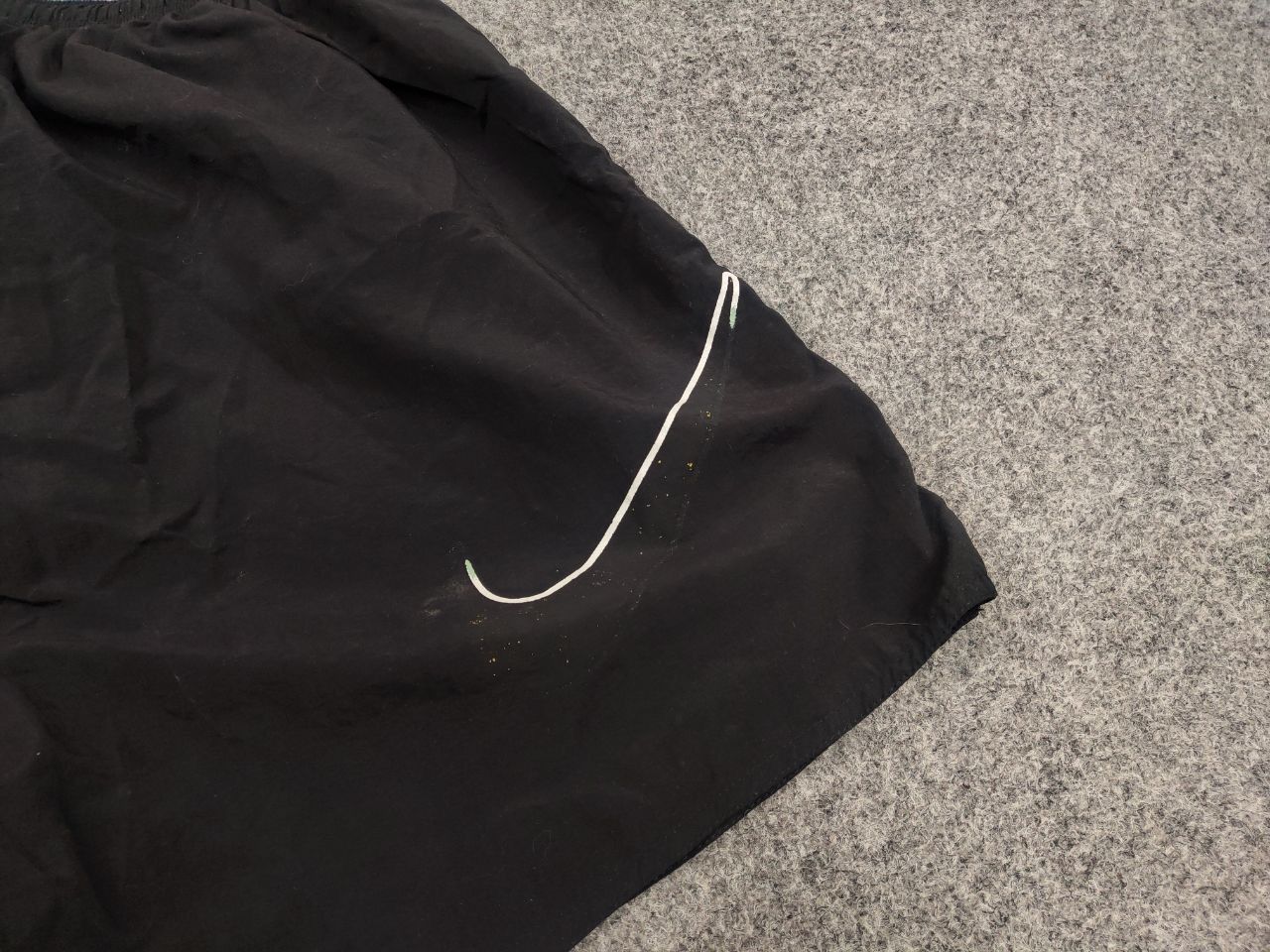 Nike Vintage 90's Nike Big Swoosh Black Nylon Light Shorts Size US 34 / EU 50 - 11 Thumbnail