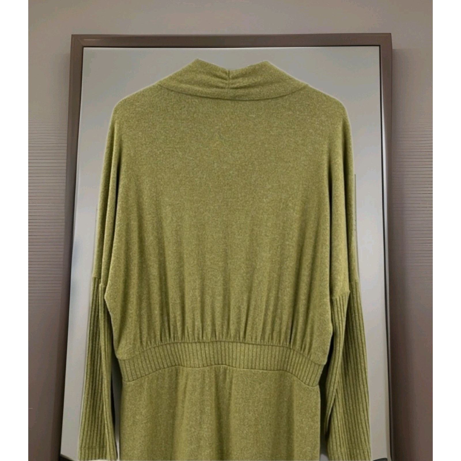 Anthropologie Anthropologie Daily Practice Arabella Drapey Cowl Neck Moss Size L / US 10 / IT 46 - 7 Thumbnail
