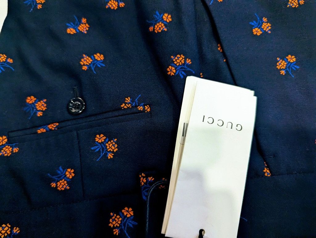 Gucci Gucci Blue pants With Embroidered Flowers NWT Size 27" / US 4 / IT 40 - 6 Thumbnail