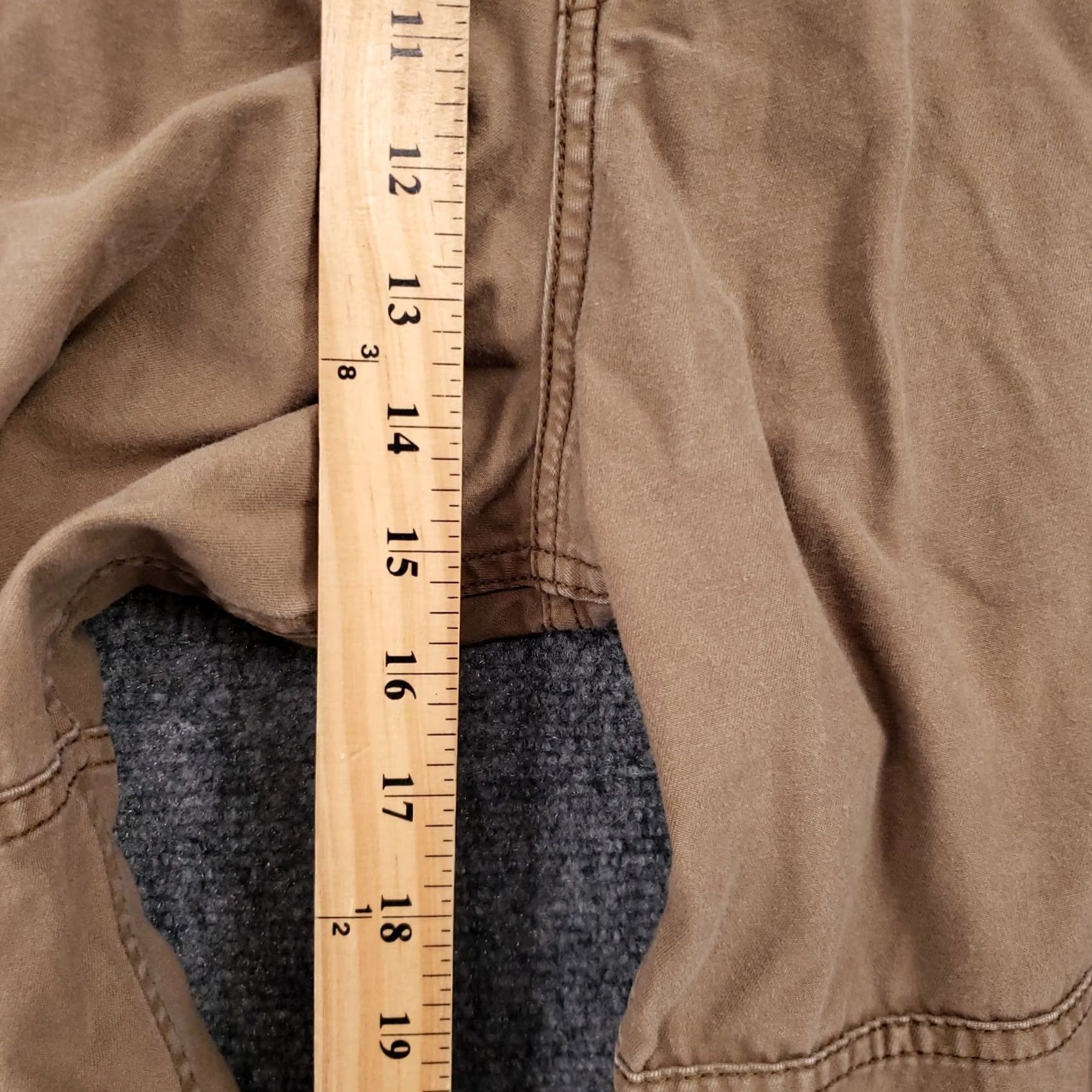 Levi's Levi's Cargo Shorts Mens 38 Brown Relaxed Fit Utility Tactical Size US 38 / EU 54 - 6 Thumbnail