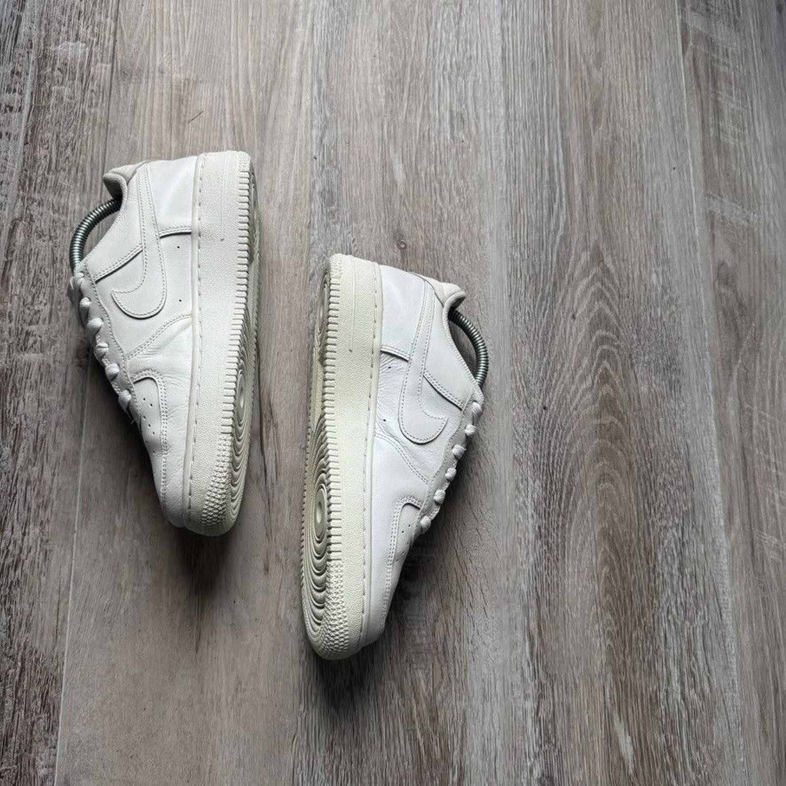 Nike NIKE • Air Force 1 Low '07 (6.5M) Size US 6.5 / EU 39-40 - 9 Thumbnail