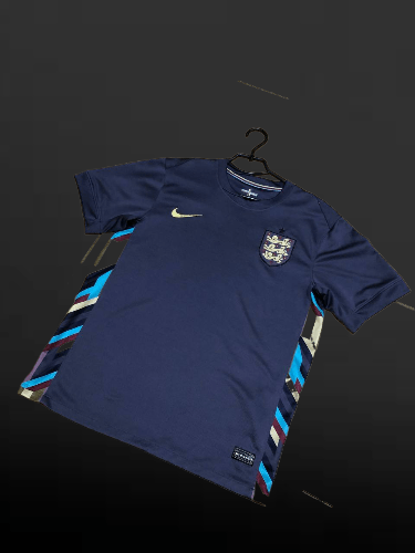 Nike Nike England Size M Men's Jersey Casual Logo Size US M / EU 48-50 / 2 - 1 Thumbnail